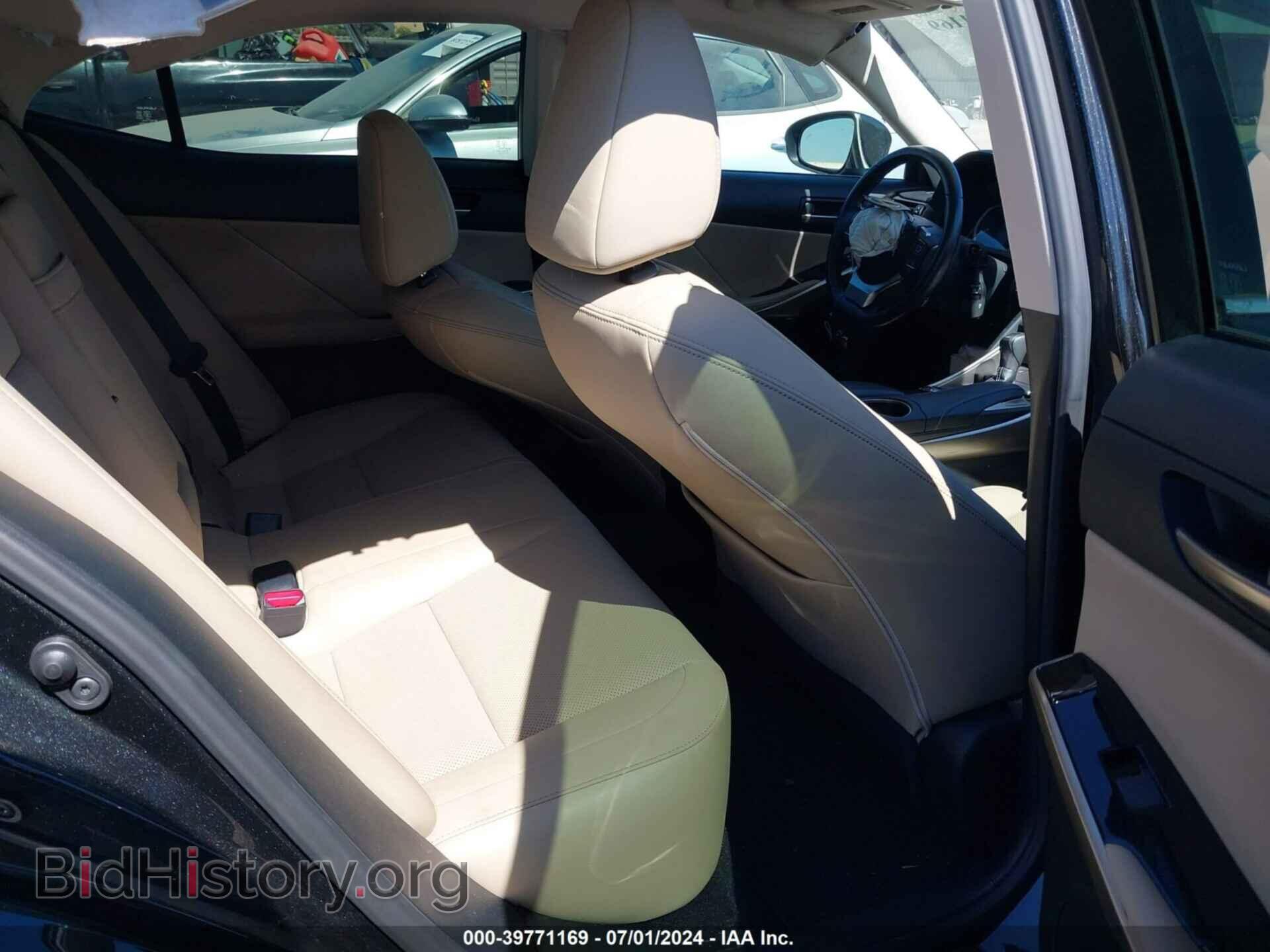 2020 LEXUS IS 300 - VIN: JTHDA1D20L5108737 - Фото 8