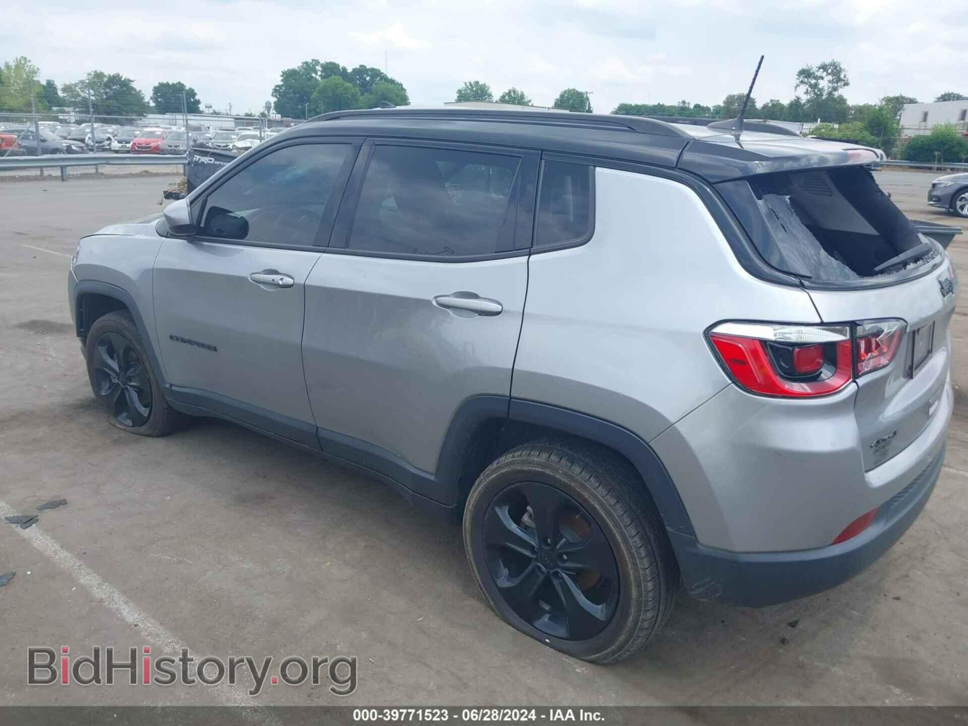 2019 JEEP COMPASS - VIN: 3C4NJDBBXKT630171 - Фото 3