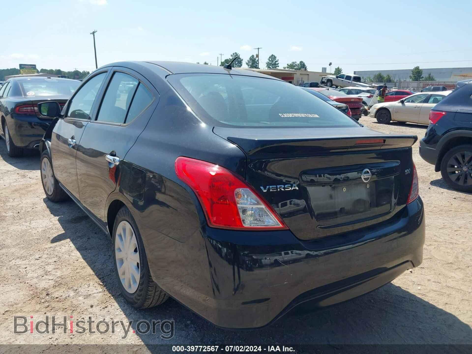2019 NISSAN VERSA - VIN: 3N1CN7AP3KL843105 - Фото 3