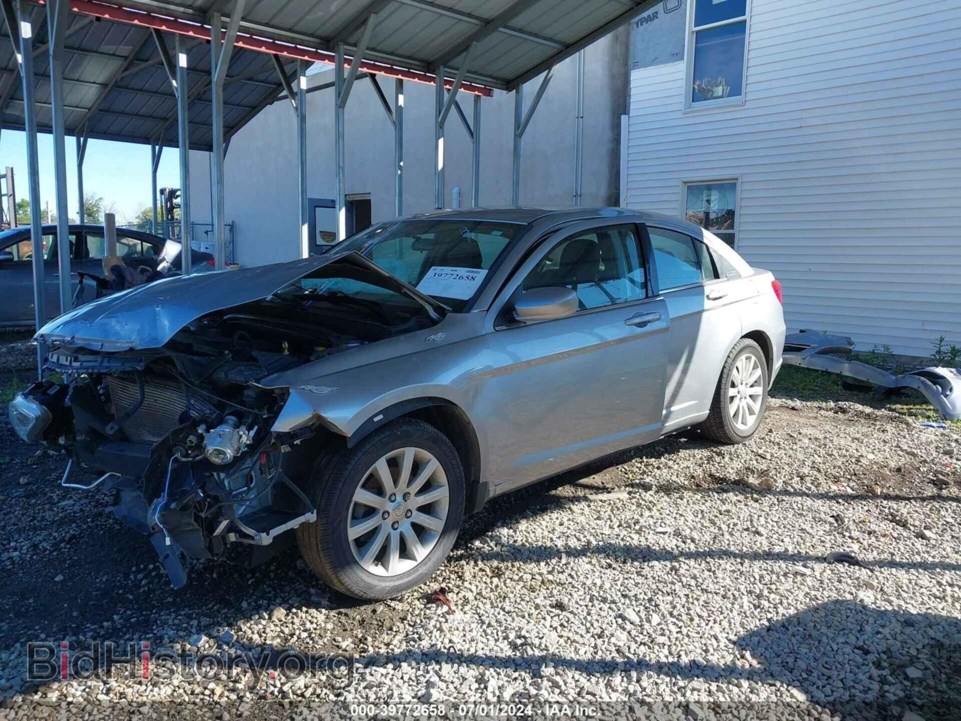 2014 CHRYSLER 200 - VIN: 1C3CCBBB7EN192160 - Фото 2