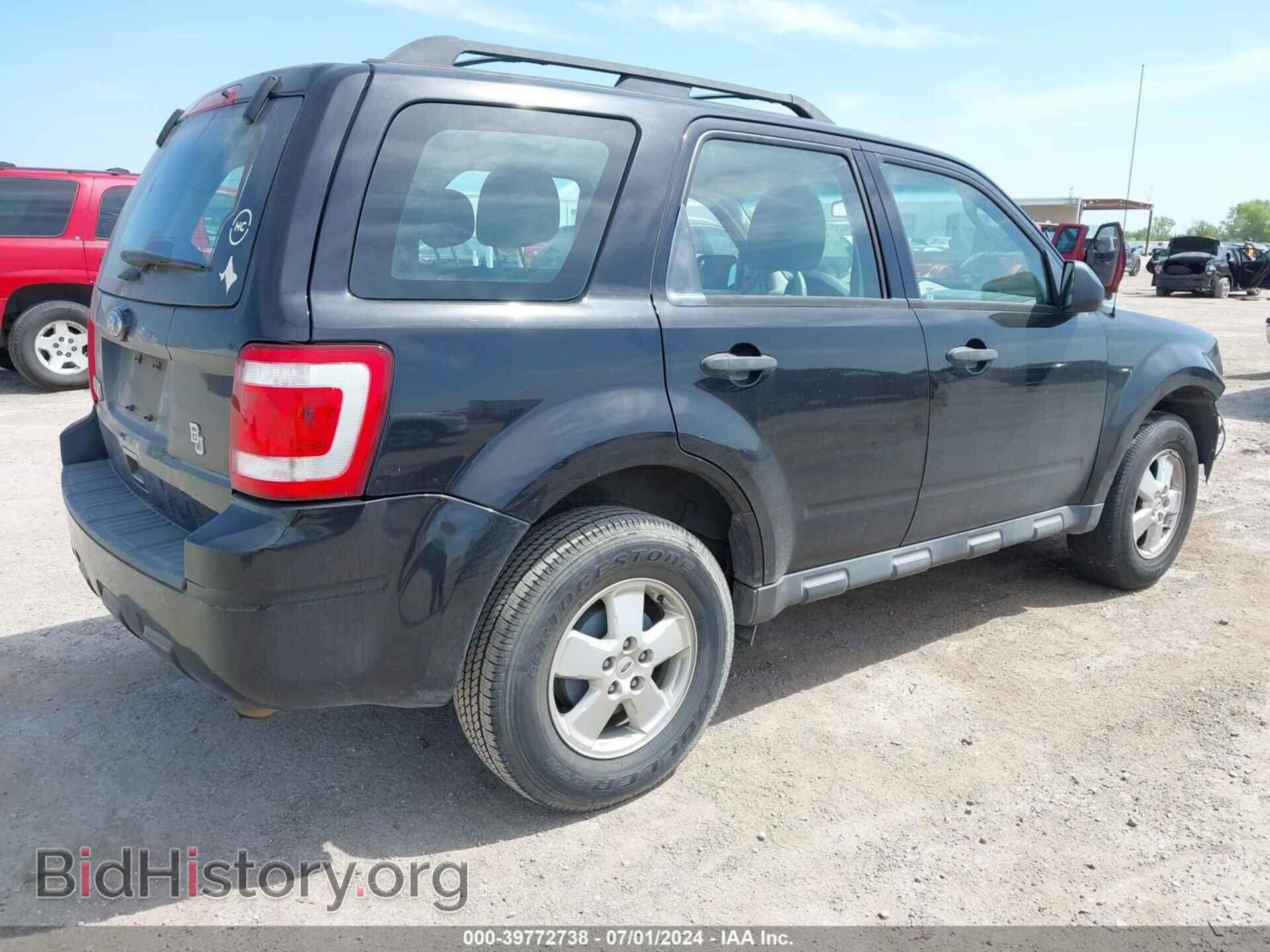 2011 FORD ESCAPE - VIN: 1FMCU0C72BKB23473 - Photo 4