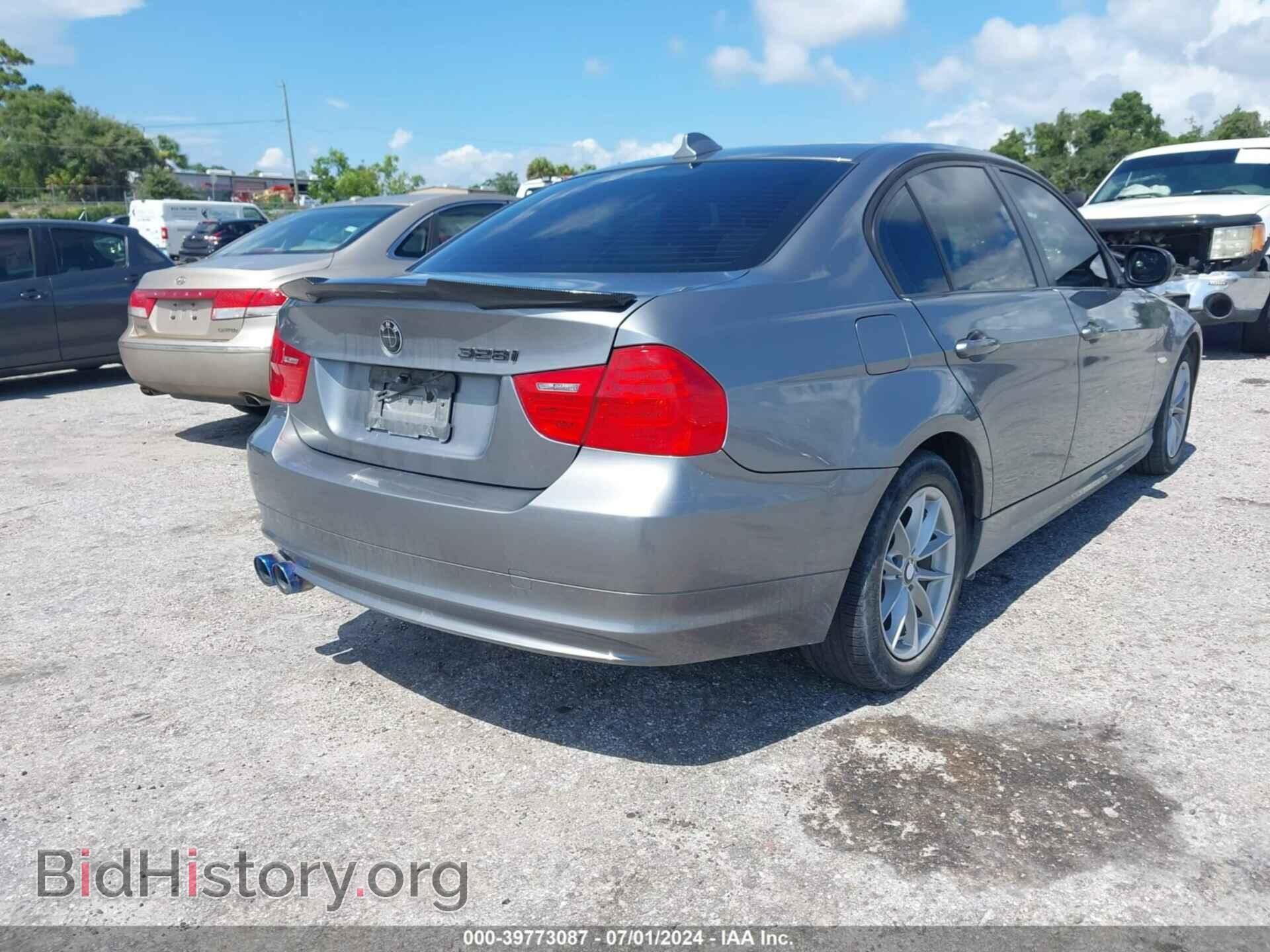 2010 BMW 328I - VIN: WBAPH5C53AA440203 - Фото 4