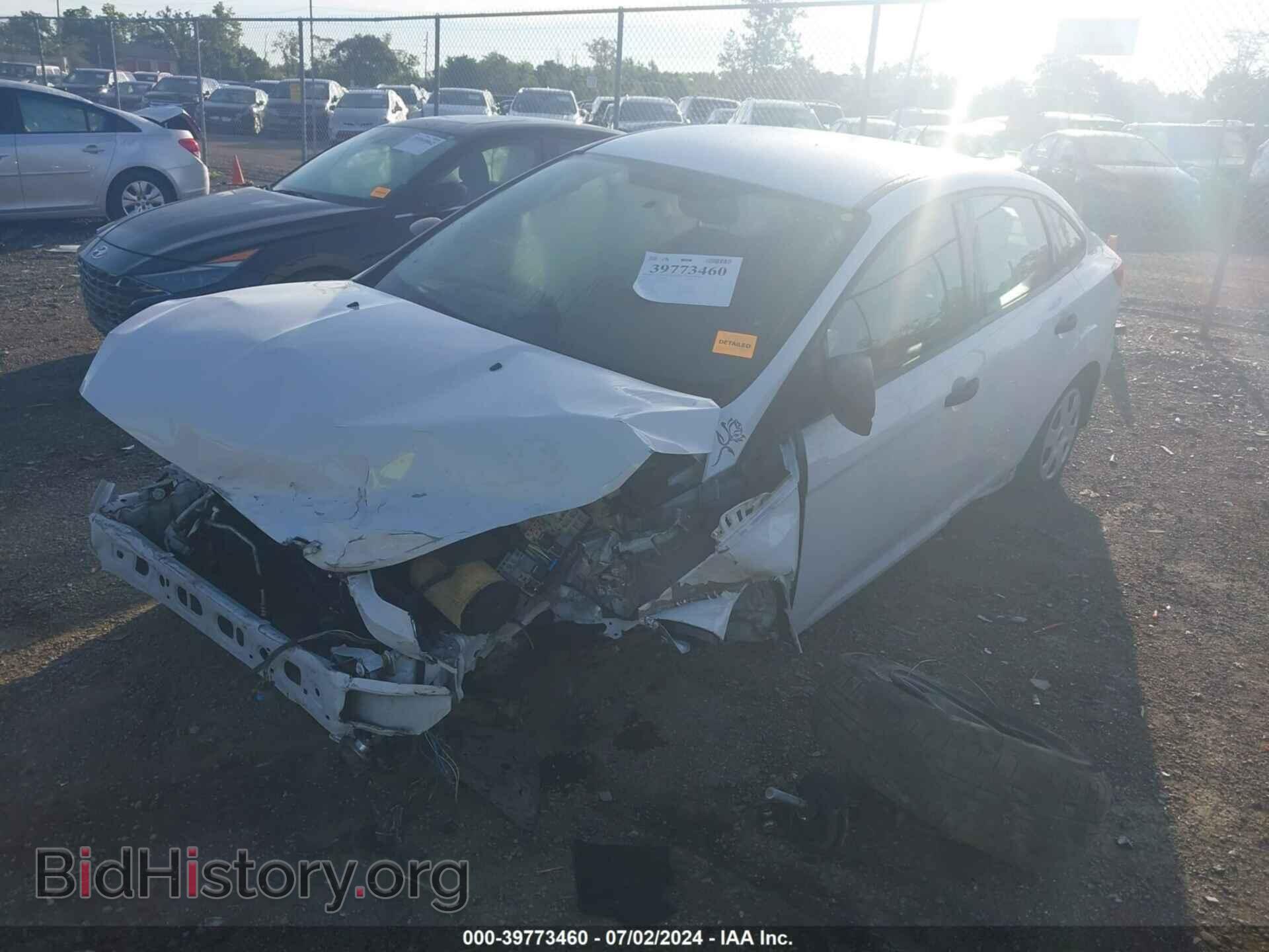 2017 FORD FOCUS - VIN: 1FADP3E23HL332085 - Фото 2