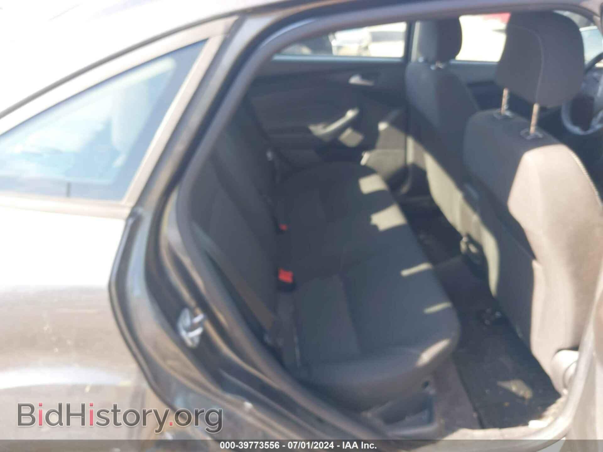 2018 FORD FOCUS - VIN: 1FADP3F24JL210470 - Photo 8
