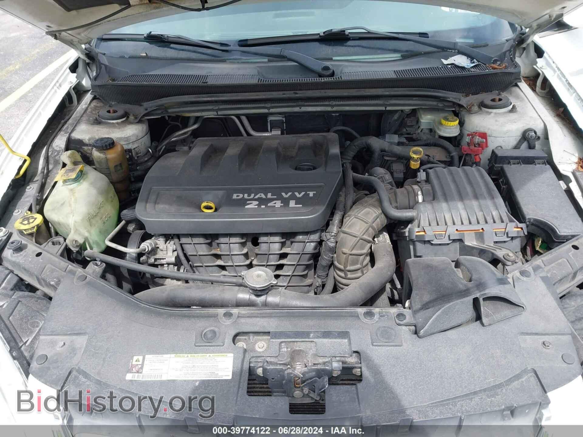 2012 CHRYSLER 200 - VIN: 1C3CCBAB5CN240883 - Фото 10