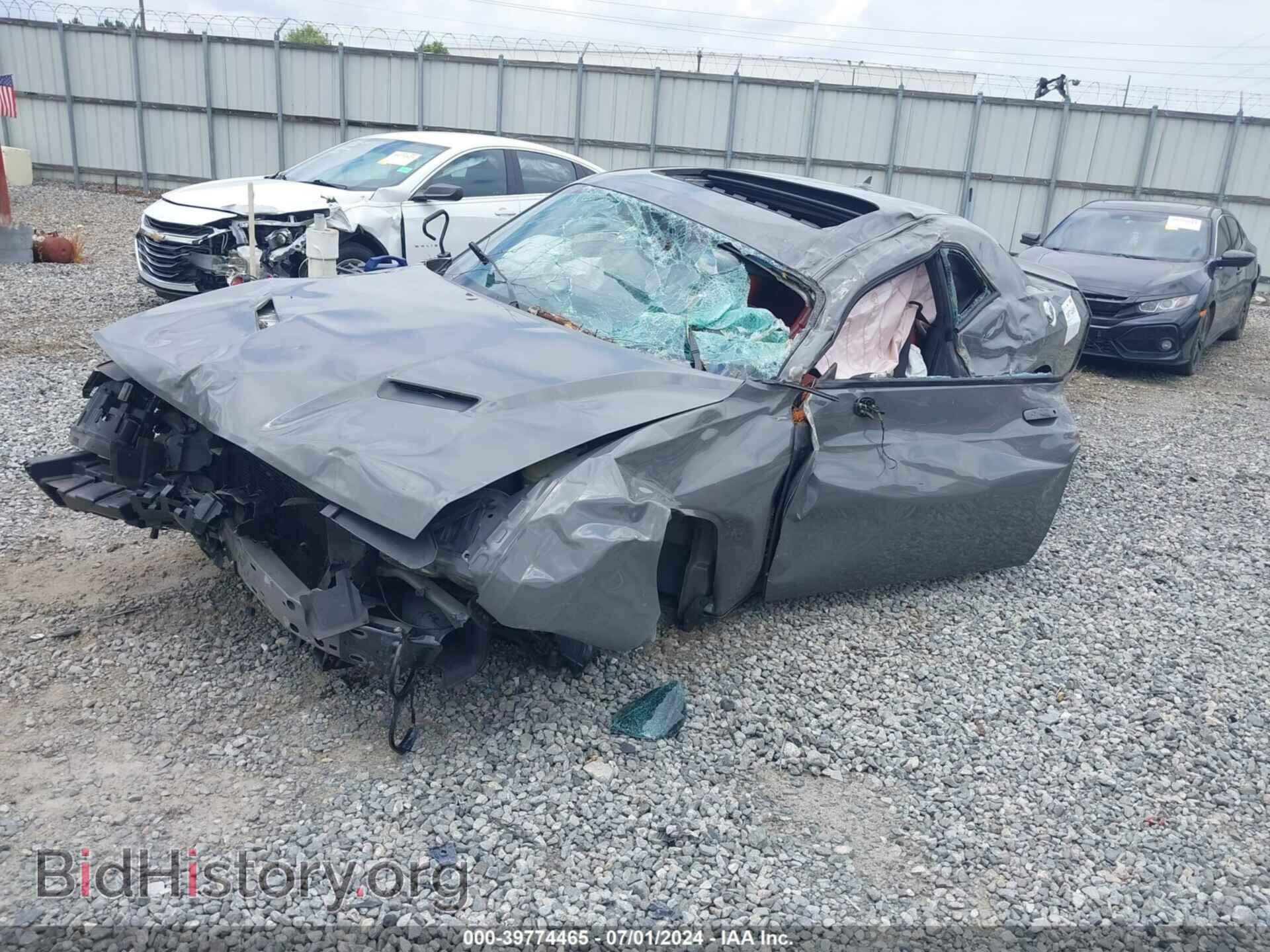 2018 DODGE CHALLENGER - VIN: 2C3CDZAG0JH178428 - Photo 2