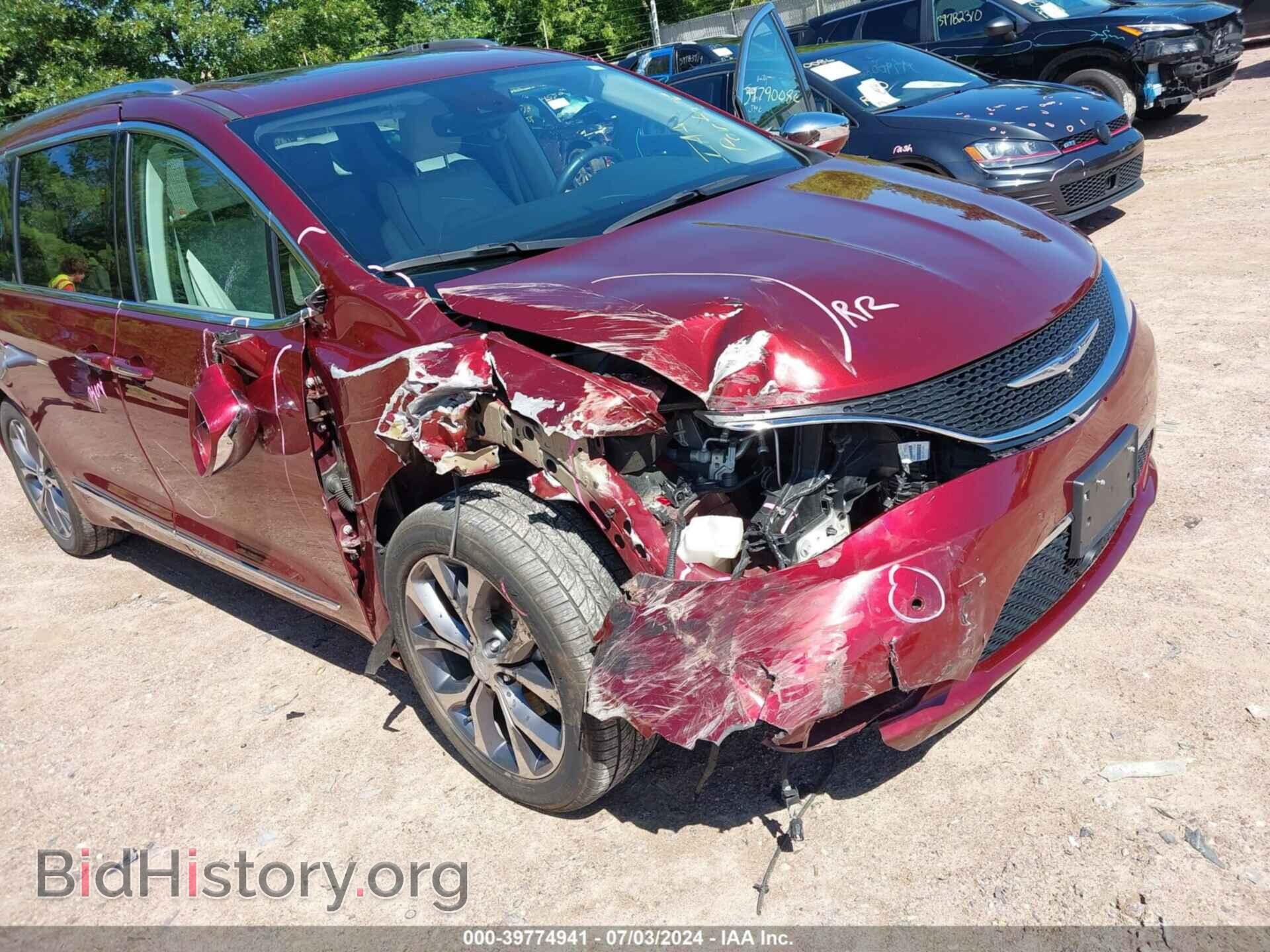 2017 CHRYSLER PACIFICA - VIN: 2C4RC1GG3HR561222 - Фото 6