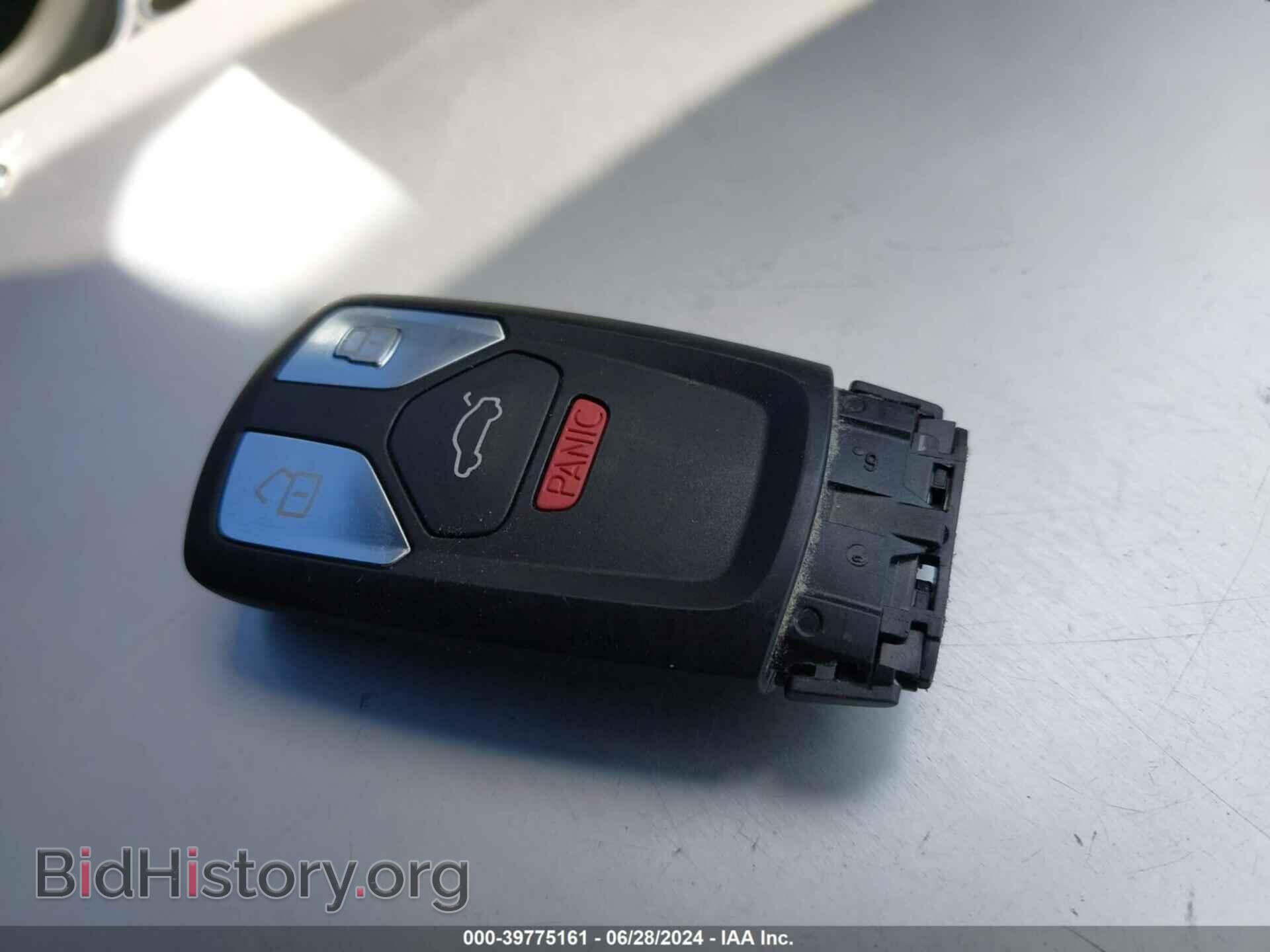 2017 AUDI A4 - VIN: WAUENAF44HN014602 - Фото 11