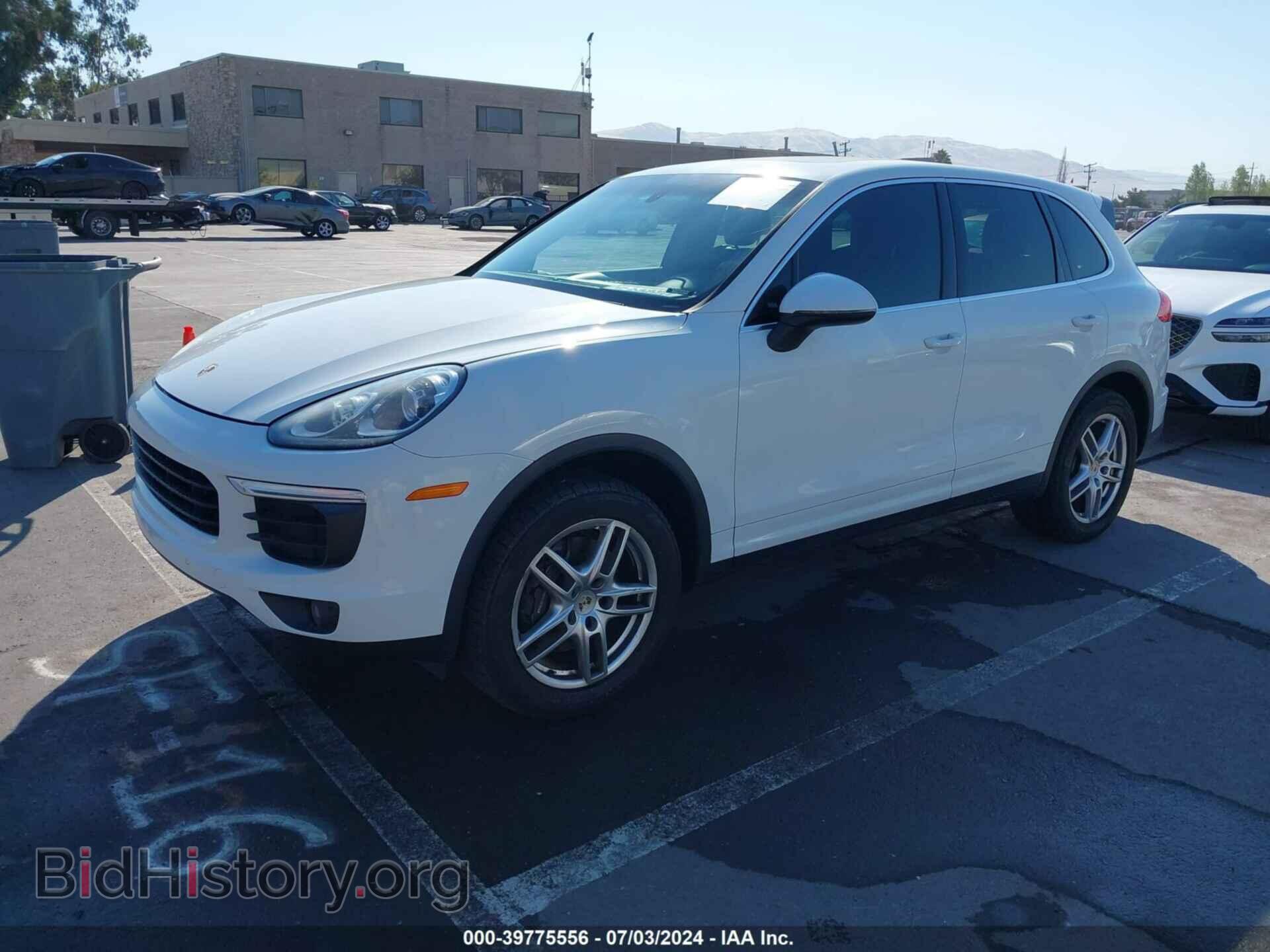 2016 PORSCHE CAYENNE - VIN: WP1AA2A23GLA03723 - Фото 2