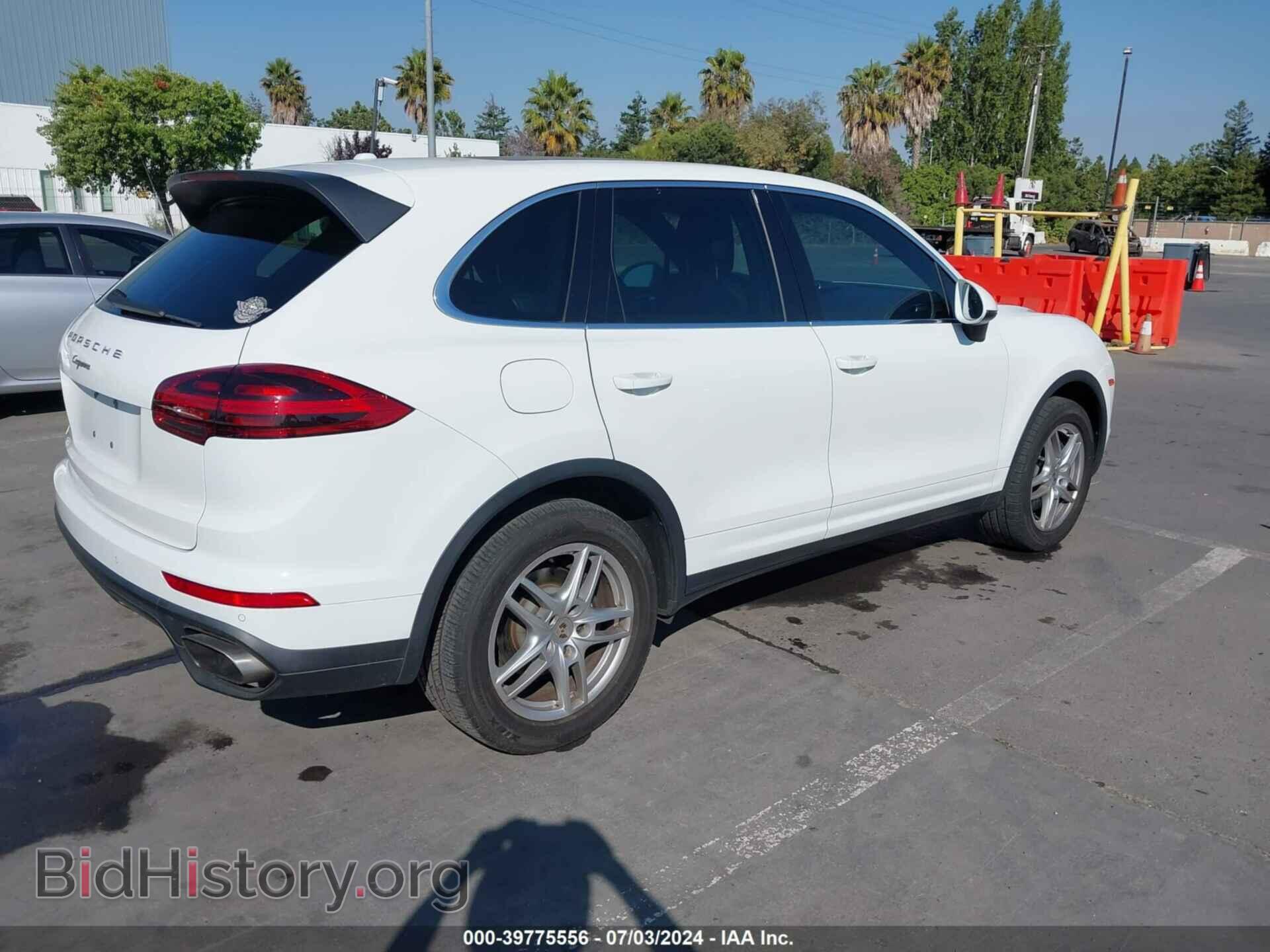 2016 PORSCHE CAYENNE - VIN: WP1AA2A23GLA03723 - Фото 4