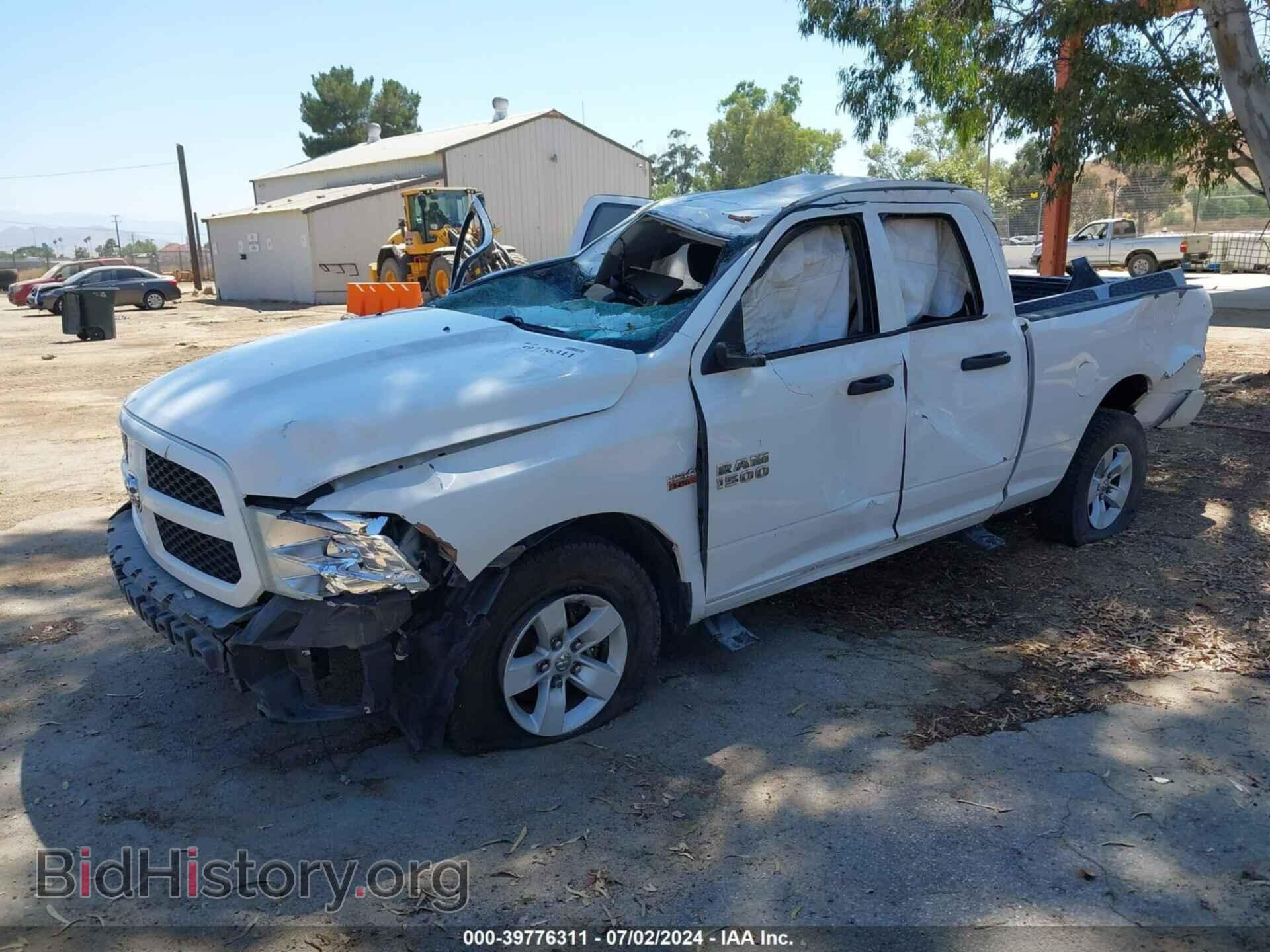 2018 RAM 1500 - VIN: 1C6RR6FT1JS211898 - Photo 2