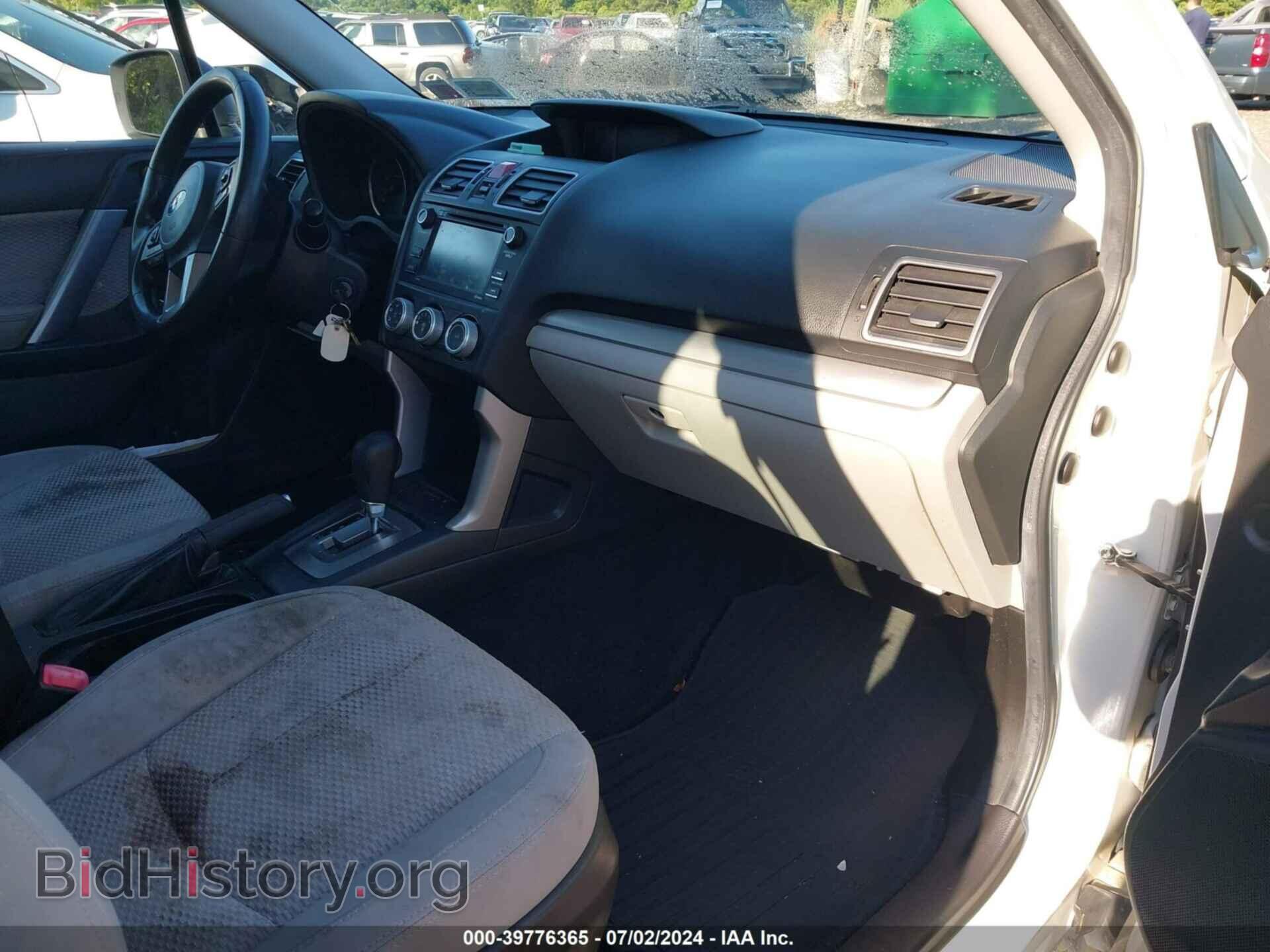 2017 SUBARU FORESTER - VIN: JF2SJABC8HH519878 - Фото 5
