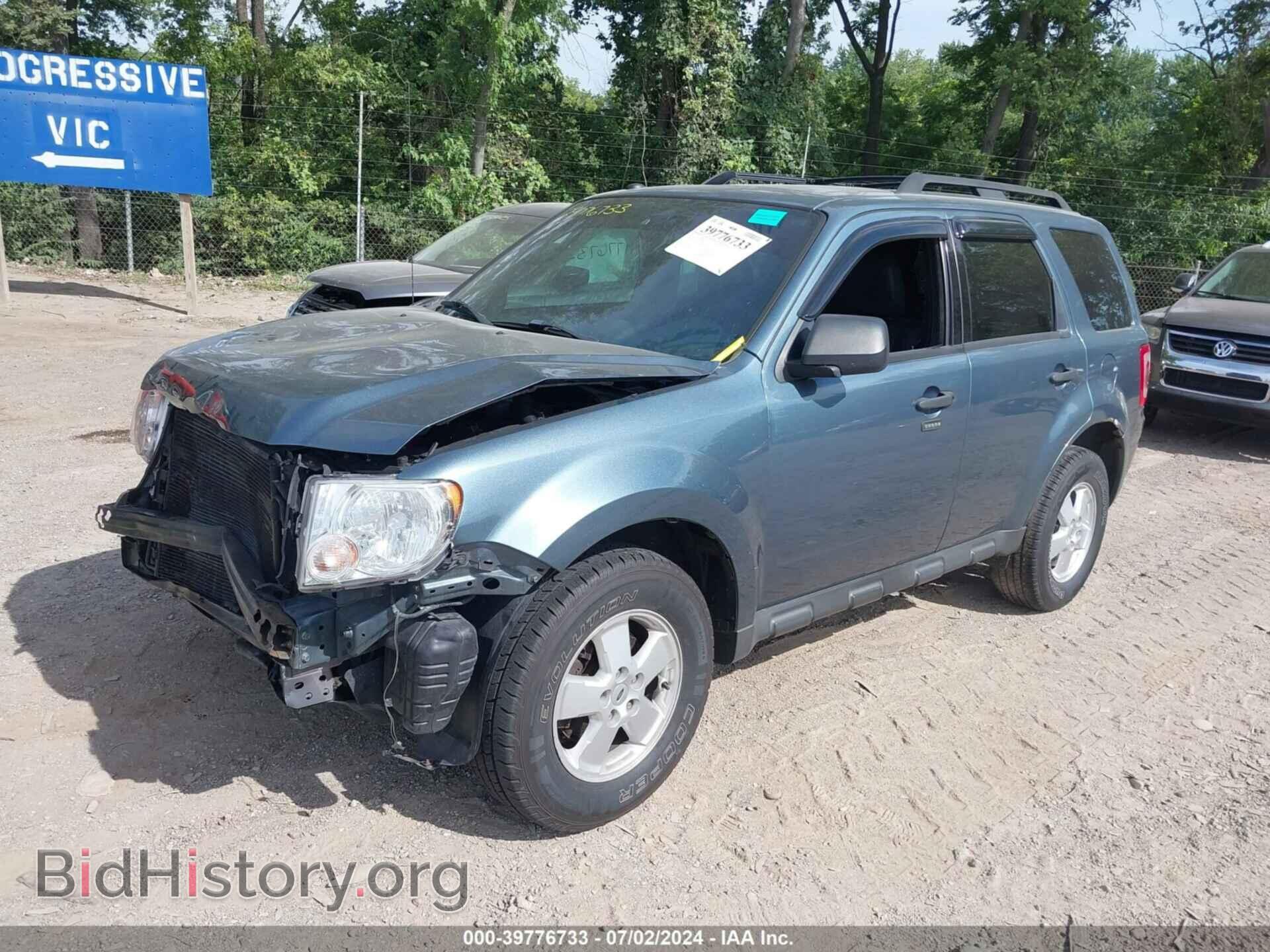 2011 FORD ESCAPE - VIN: 1FMCU9D73BKB16261 - Фото 2