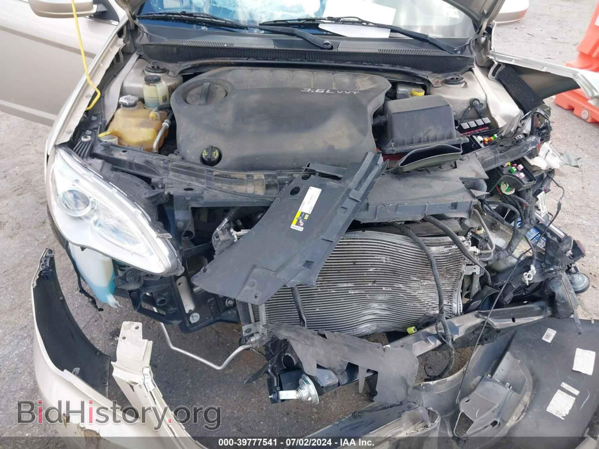 2014 CHRYSLER 200 - VIN: 1C3CCBBG4EN106573 - Фото 10