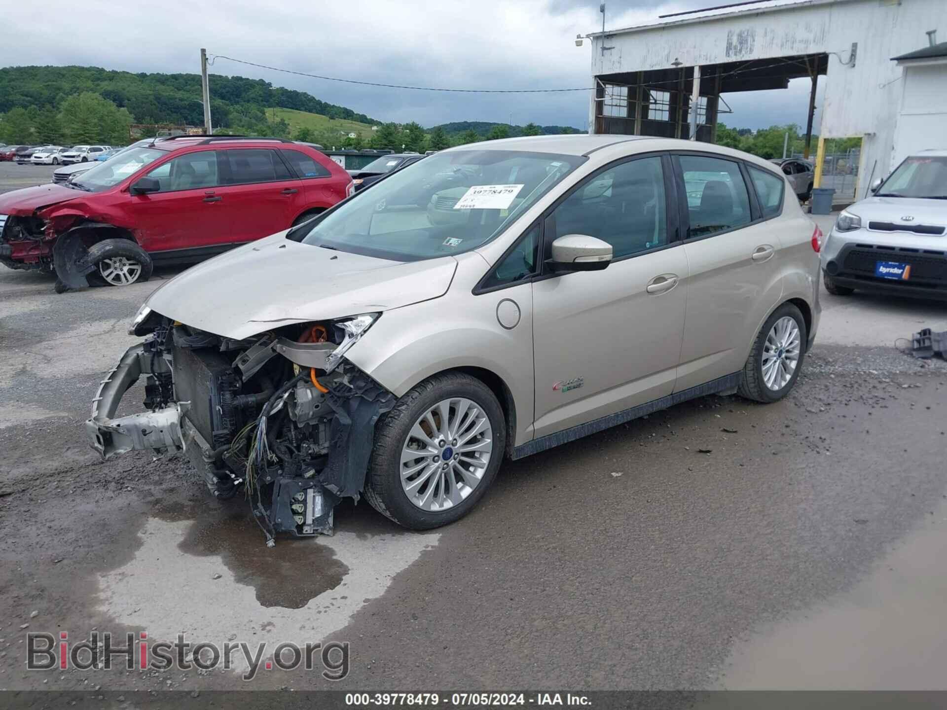2017 FORD C-MAX ENERGI - VIN: 1FADP5EU3HL107565 - Photo 2