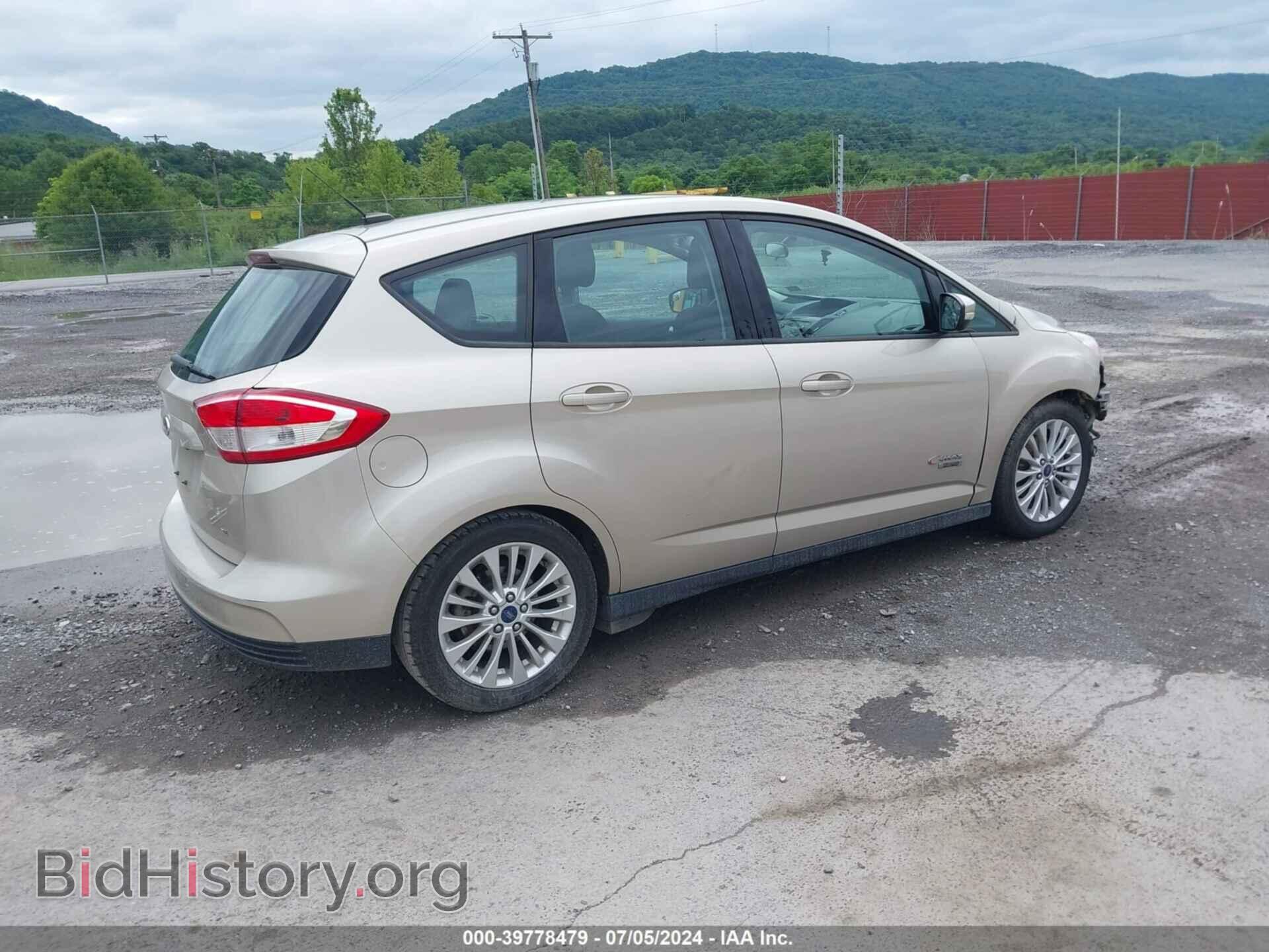 2017 FORD C-MAX ENERGI - VIN: 1FADP5EU3HL107565 - Photo 4