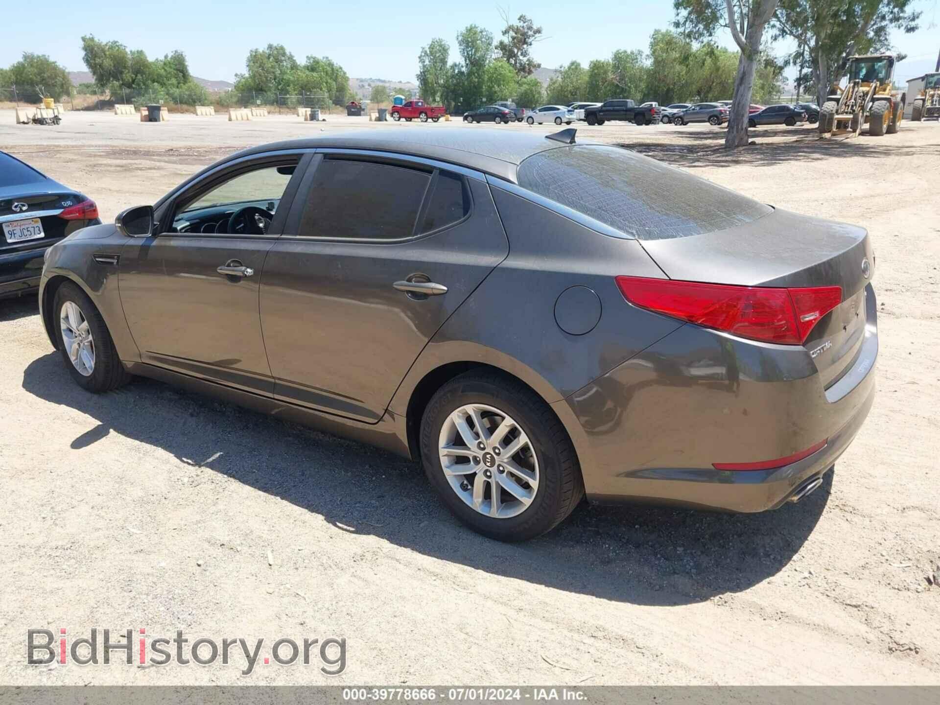 2011 KIA OPTIMA - VIN: KNAGM4A71B5137781 - Фото 3