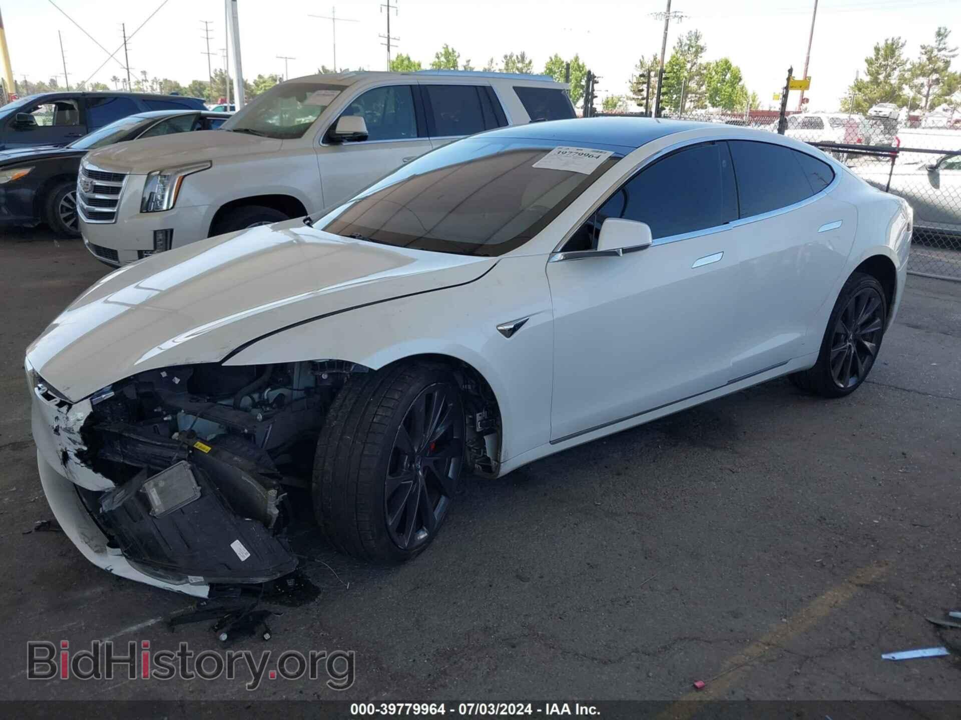 2020 TESLA MODEL S - VIN: 5YJSA1E41LF366496 - Фото 2