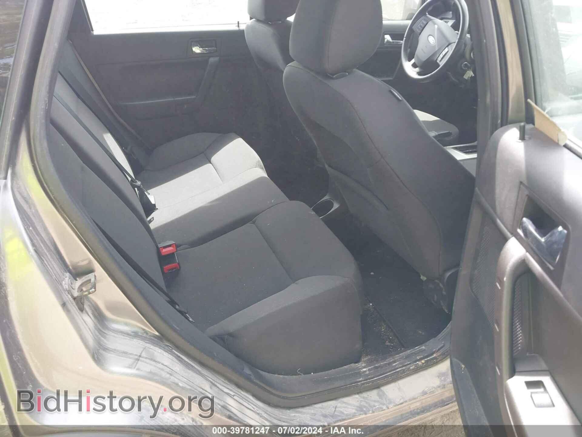 2011 FORD FOCUS - VIN: 1FAHP3GN9BW146209 - Фото 8