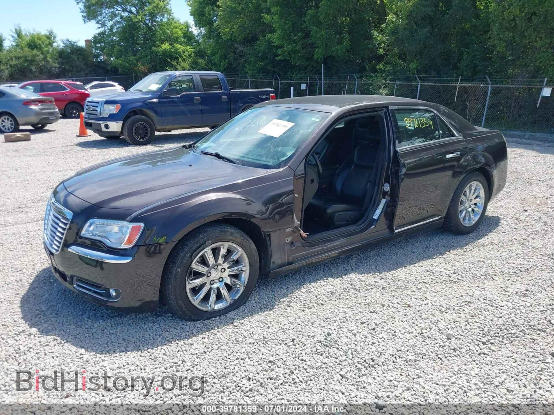 2012 CHRYSLER 300 - VIN: 2C3CCACG2CH250931 - Фото 2