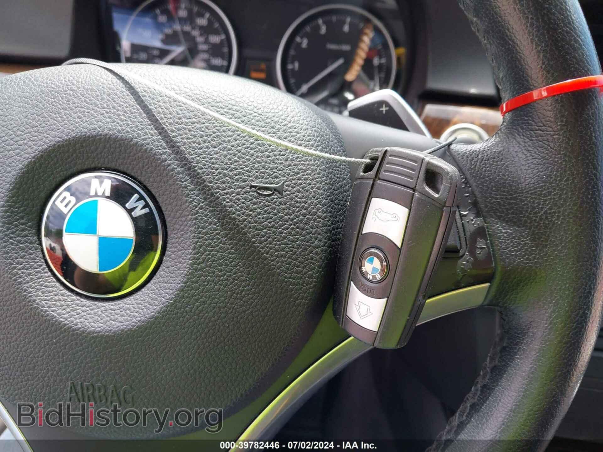 2011 BMW 328I - VIN: WBAPH5G51BNM73074 - Фото 11