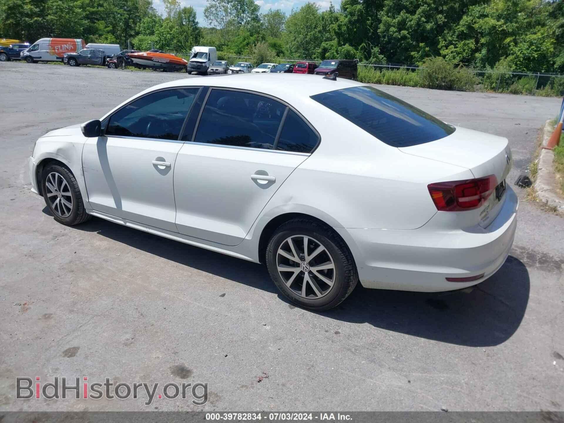 2017 VOLKSWAGEN JETTA - VIN: 3VWDB7AJ1HM301751 - Фото 3