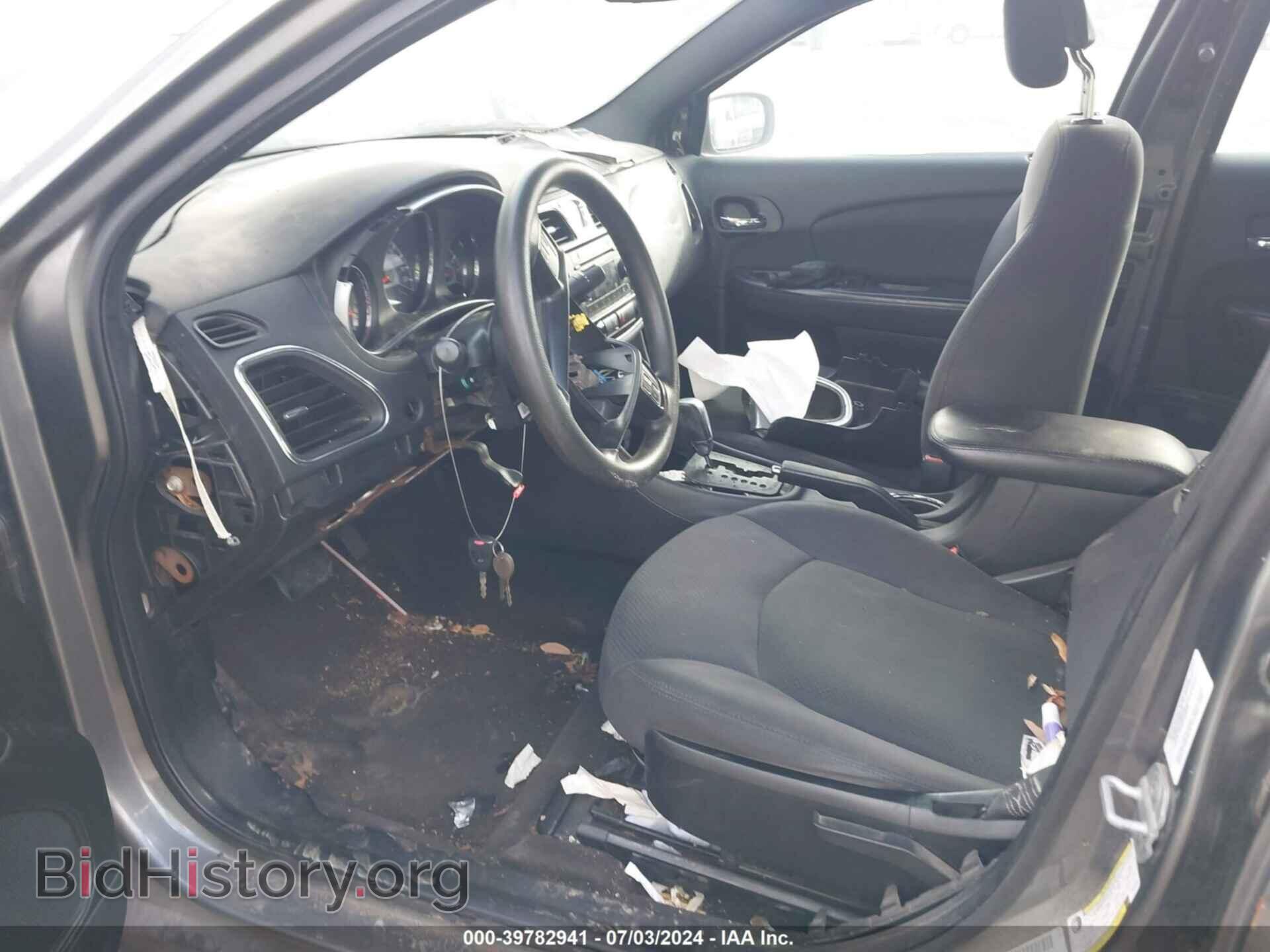2012 CHRYSLER 200 - VIN: 1C3CCBAB4CN222679 - Фото 5