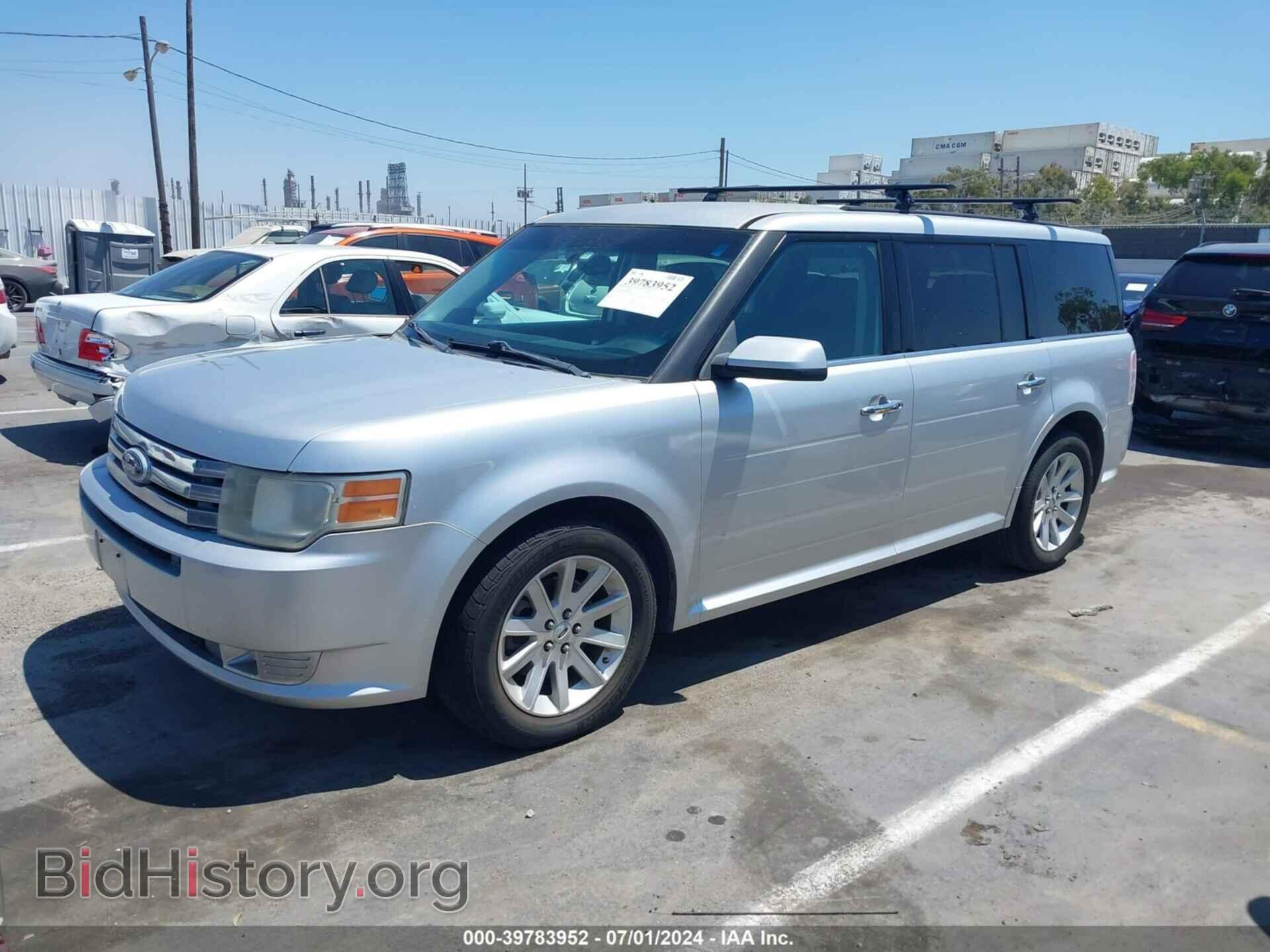 2011 FORD FLEX - VIN: 2FMGK5CC4BBD35528 - Photo 2