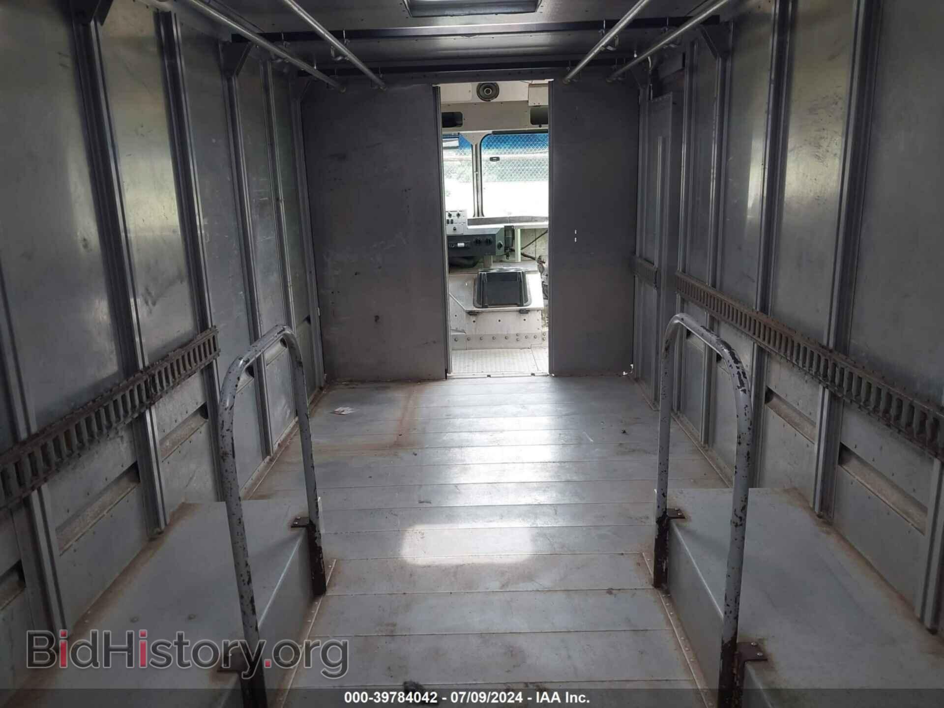 2011 FORD E-350 STRIPPED - VIN: 1FC2E3KL9BDA69333 - Photo 13