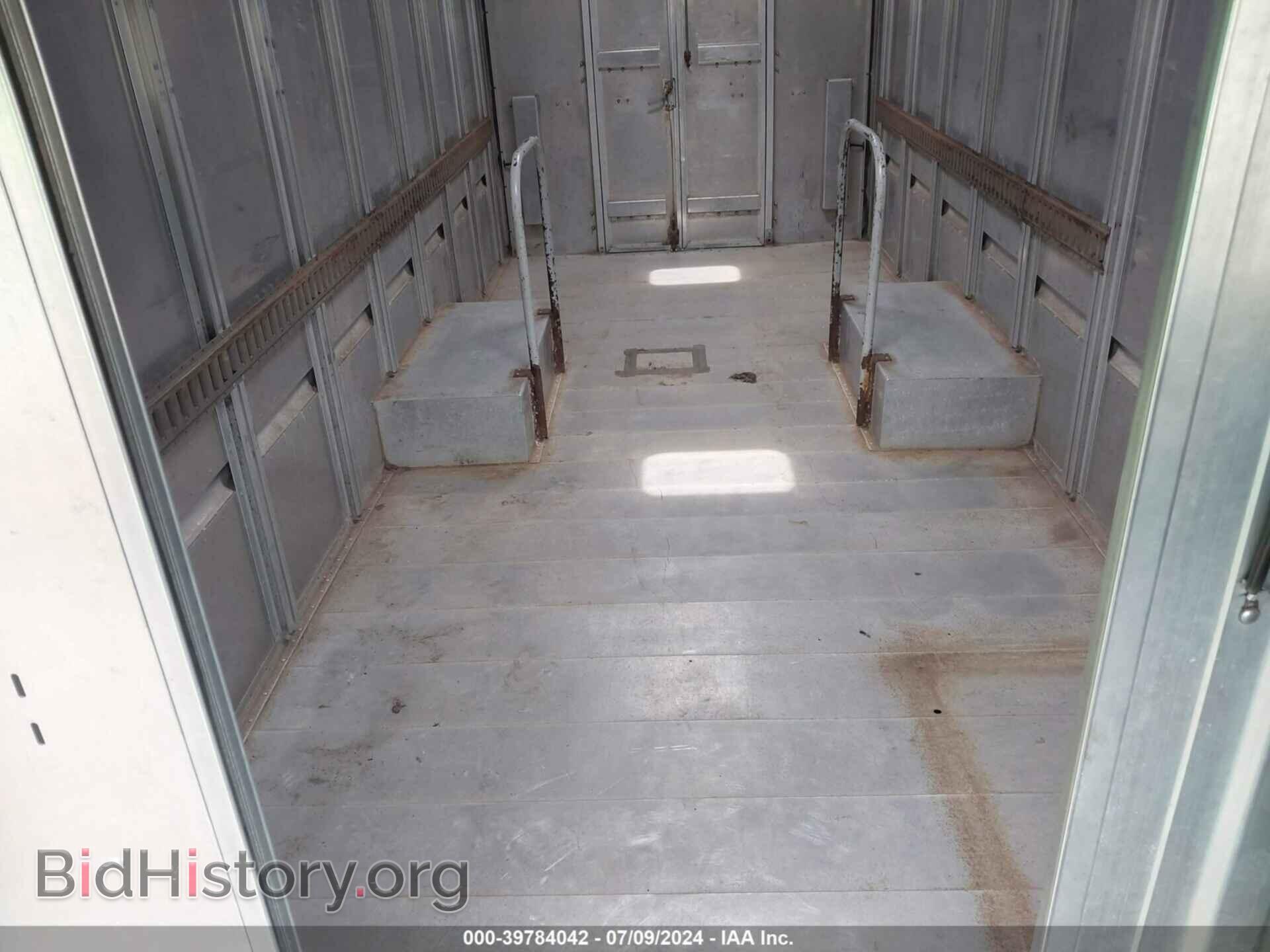 2011 FORD E-350 STRIPPED - VIN: 1FC2E3KL9BDA69333 - Photo 8