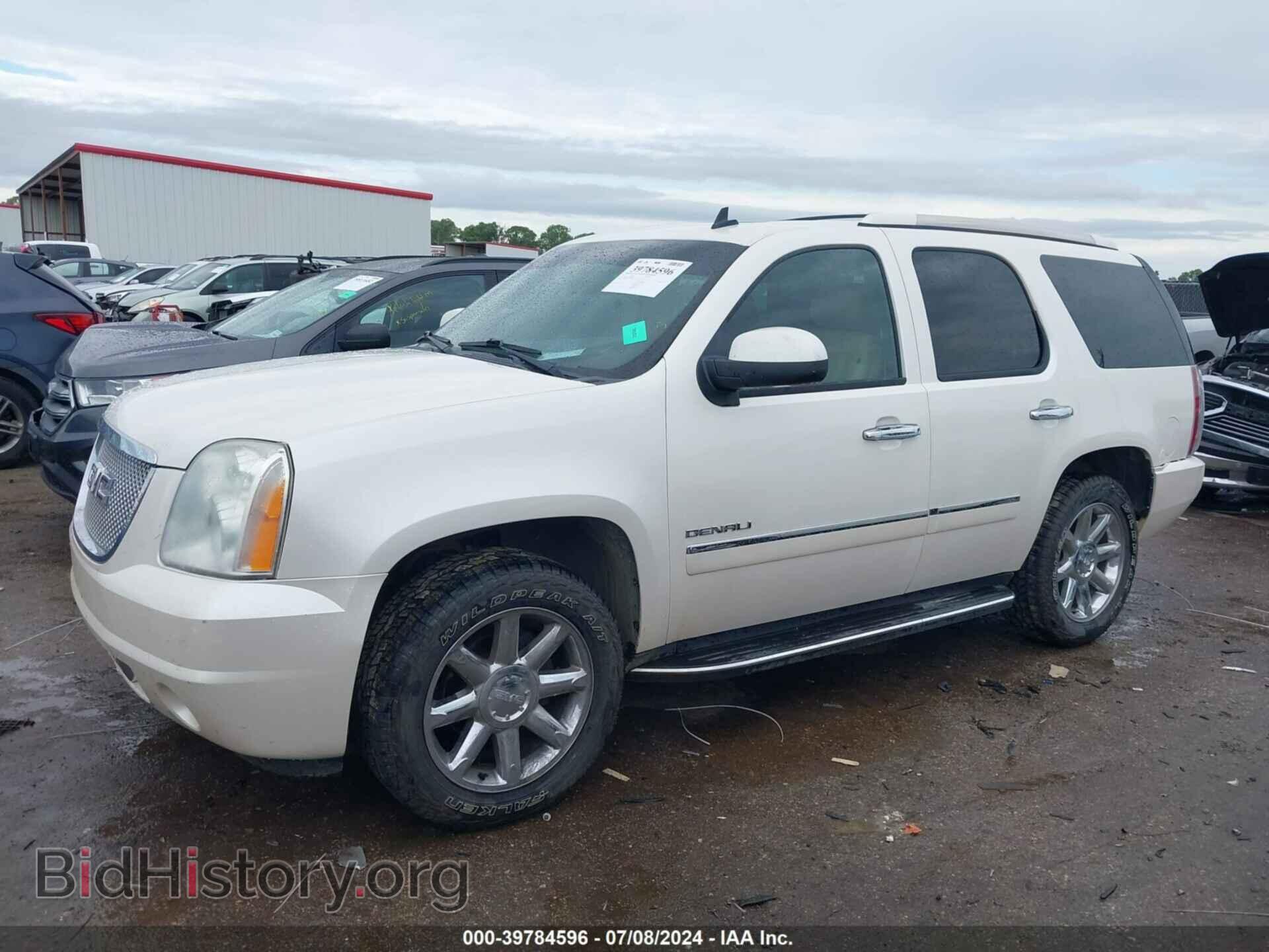 2011 GMC YUKON - VIN: 1GKS2EEF5BR103849 - Фото 2