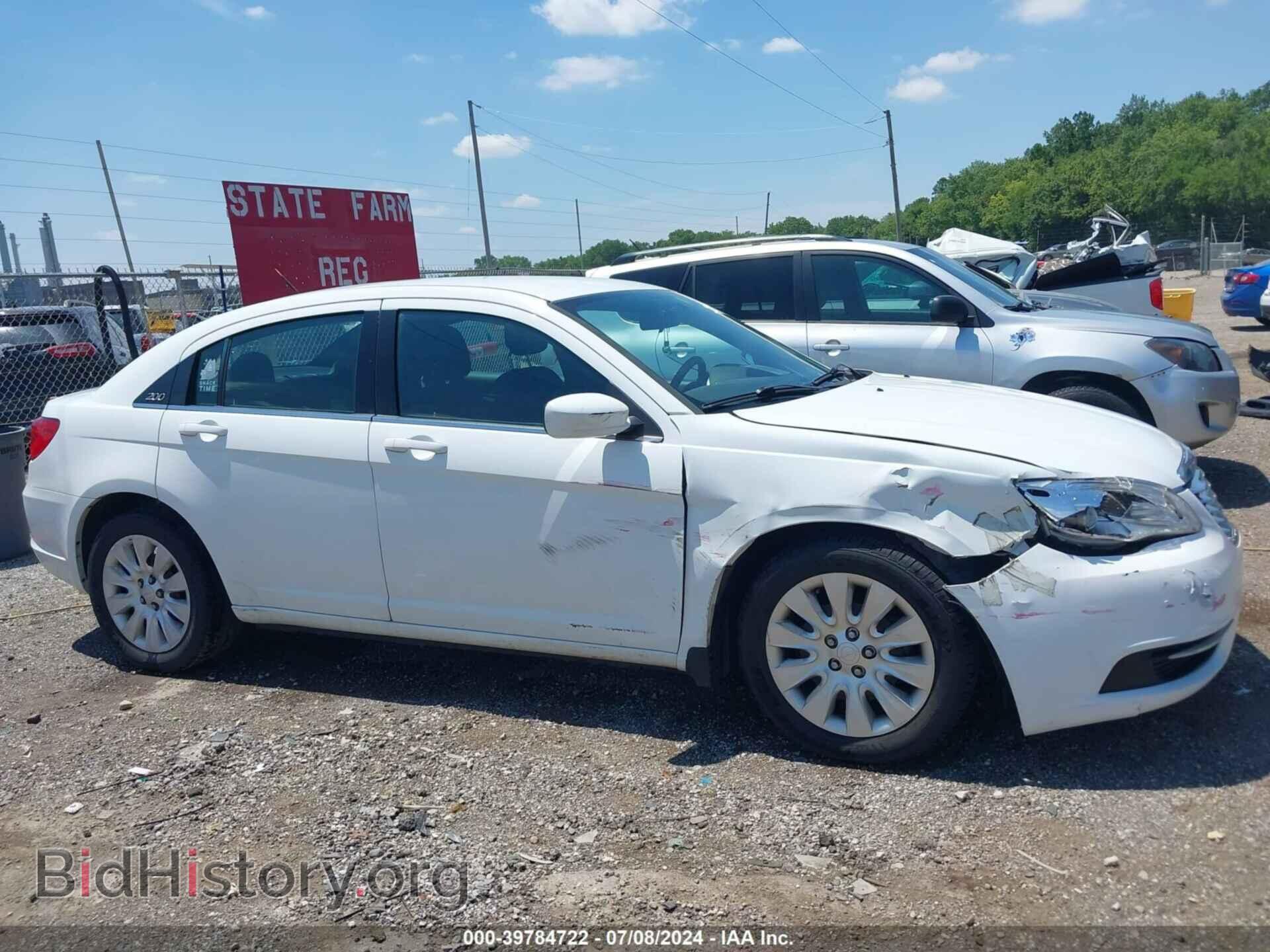 2012 CHRYSLER 200 - VIN: 1C3CCBAB2CN105117 - Фото 13