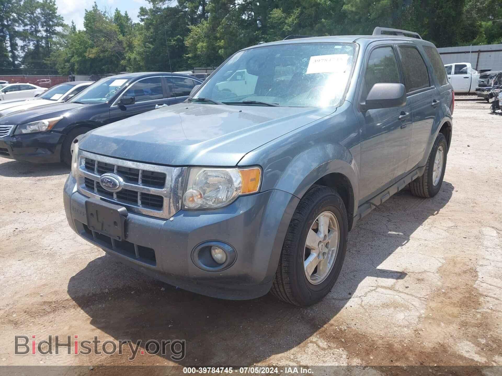 2011 FORD ESCAPE - VIN: 1FMCU0D73BKC51140 - Photo 2