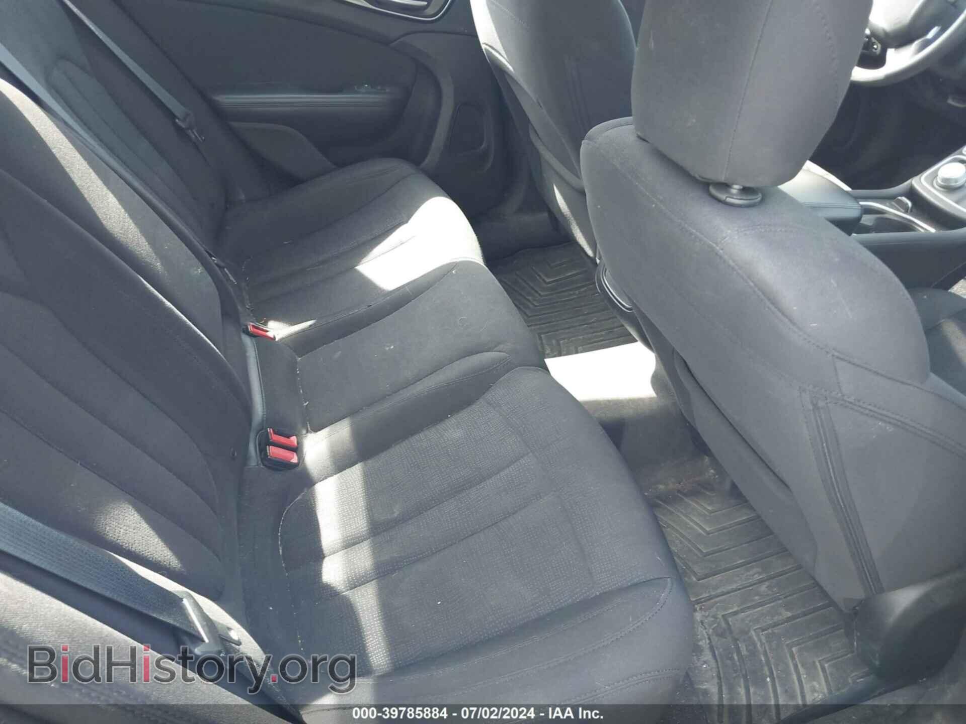 2015 CHRYSLER 200 - VIN: 1C3CCCAB4FN576079 - Фото 8