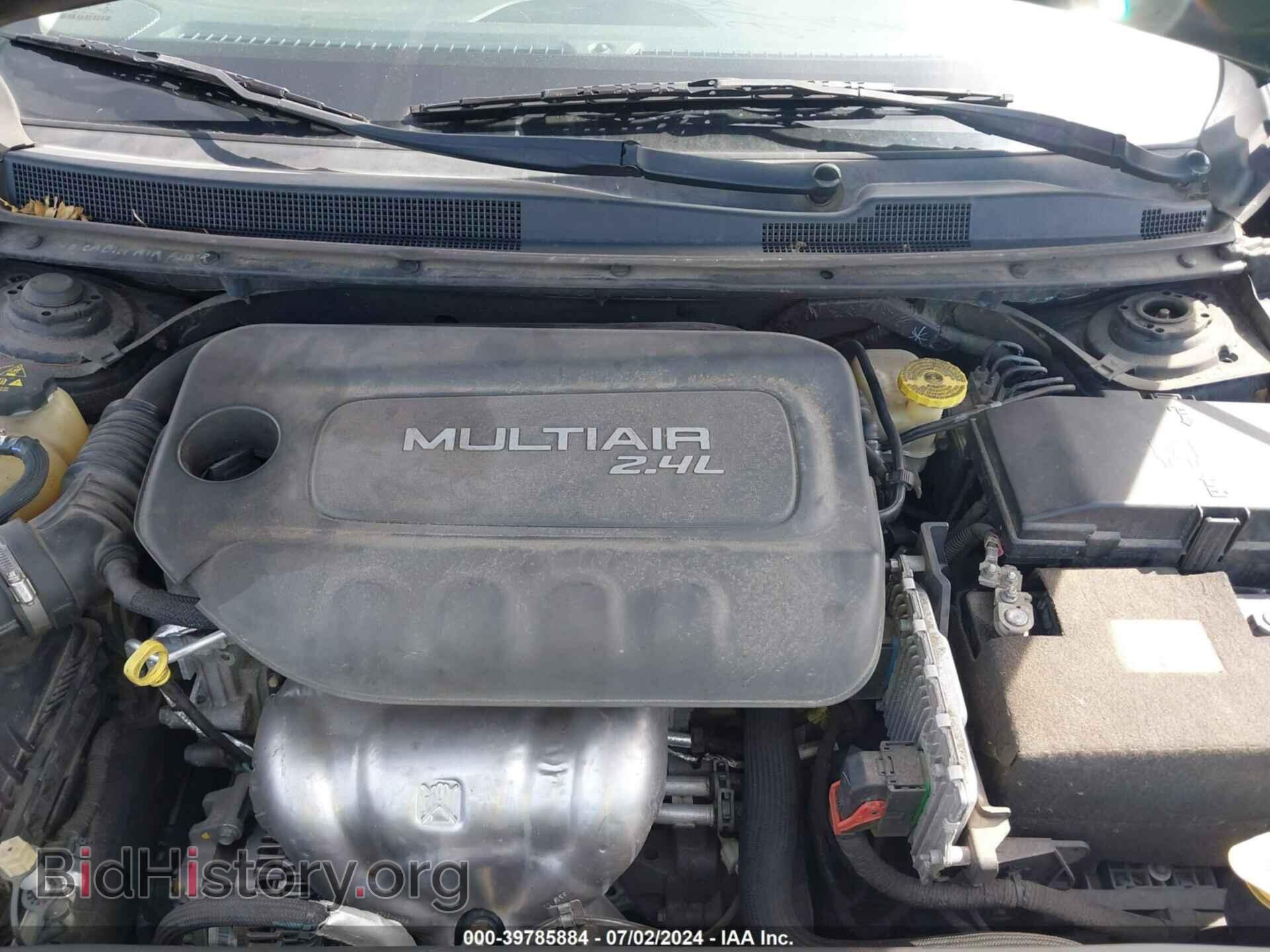 2015 CHRYSLER 200 - VIN: 1C3CCCAB4FN576079 - Фото 10