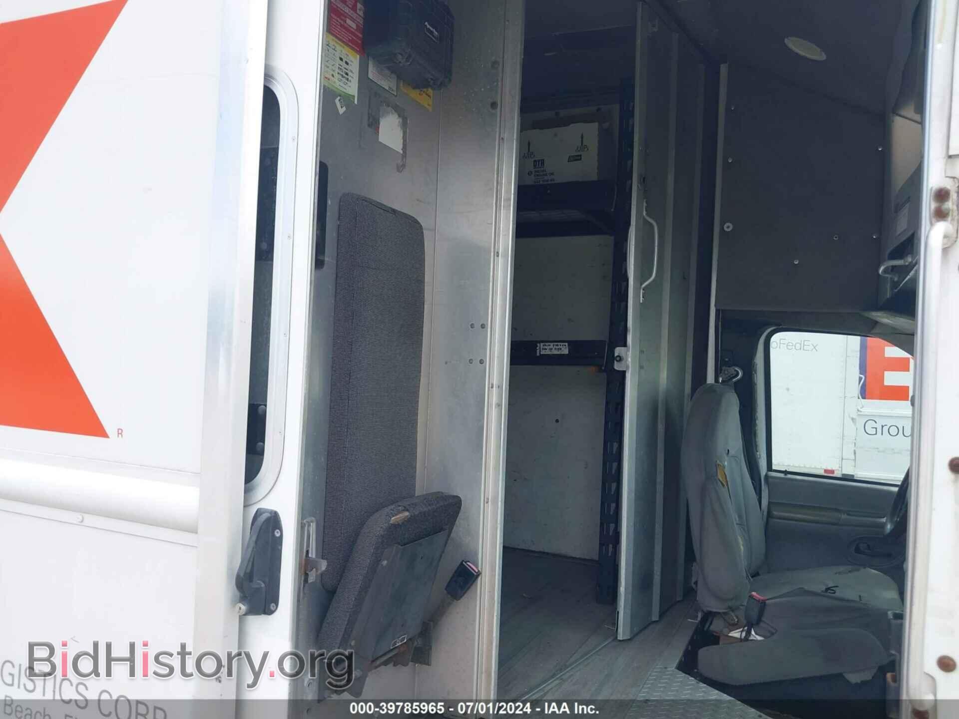 2008 FORD E-350 CUTAWAY - VIN: 1FD2E35L58DA89160 - Фото 6