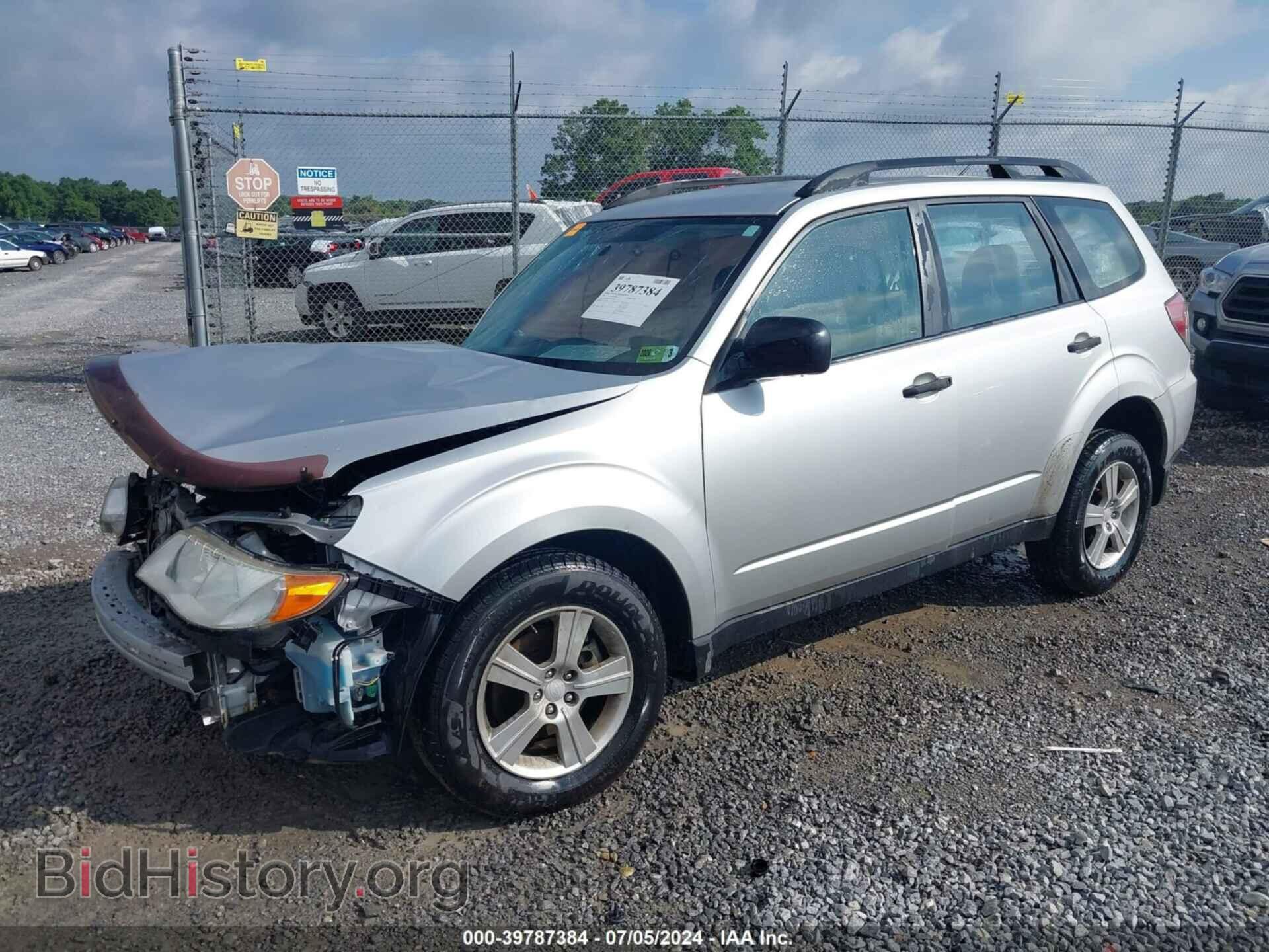 2011 SUBARU FORESTER - VIN: JF2SHBBC0BH773660 - Фото 2