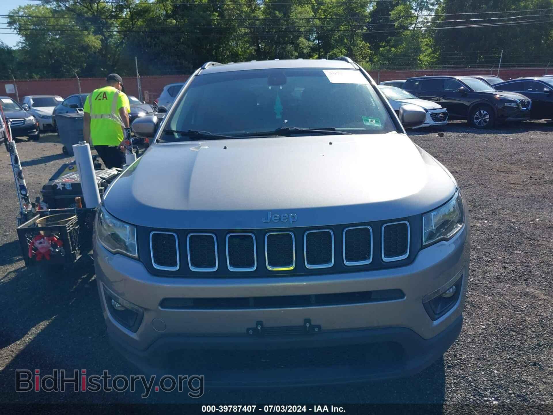 2018 JEEP COMPASS - VIN: 3C4NJDBB0JT359572 - Фото 6