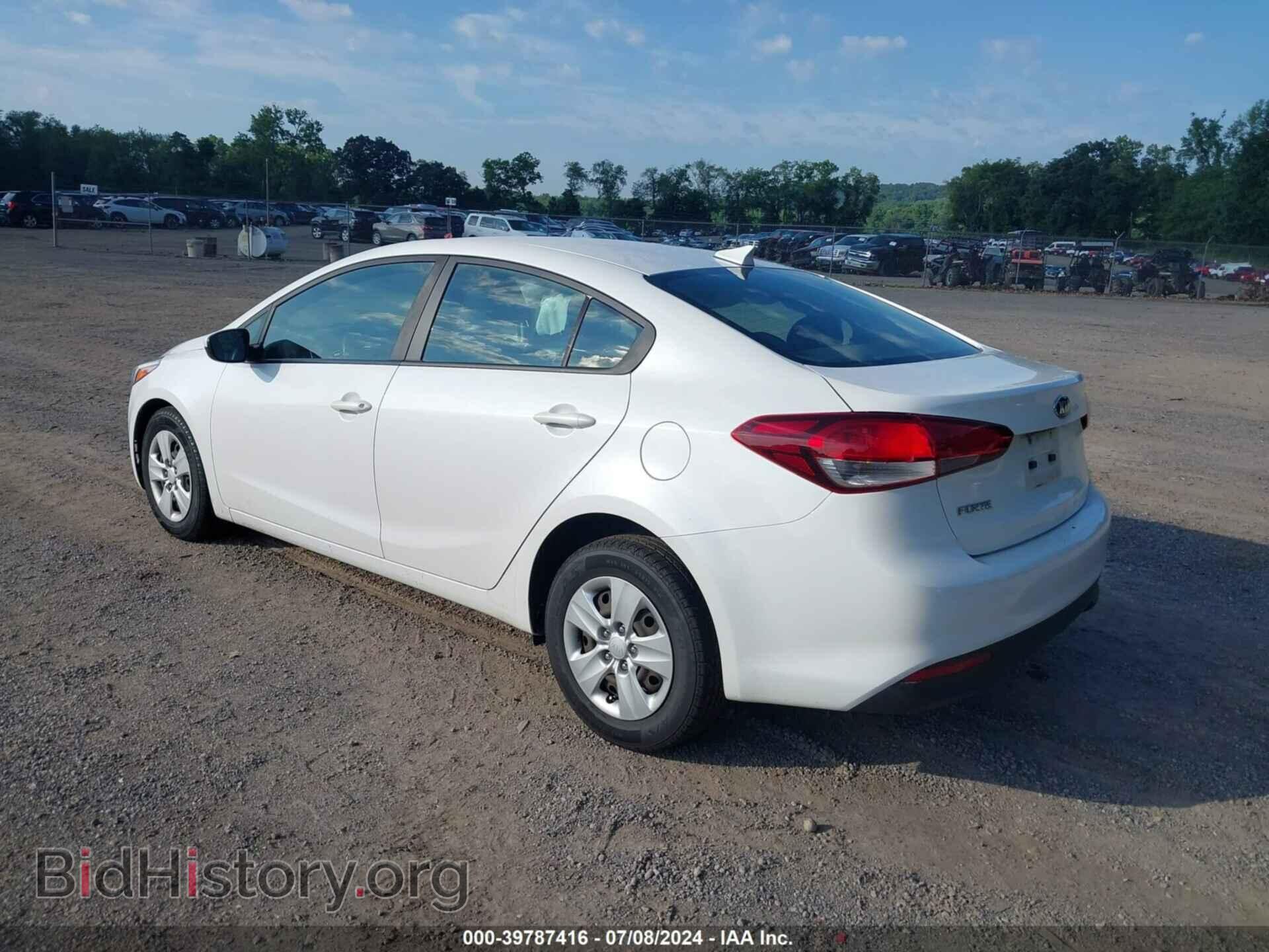 2018 KIA FORTE - VIN: 3KPFL4A79JE197330 - Фото 3