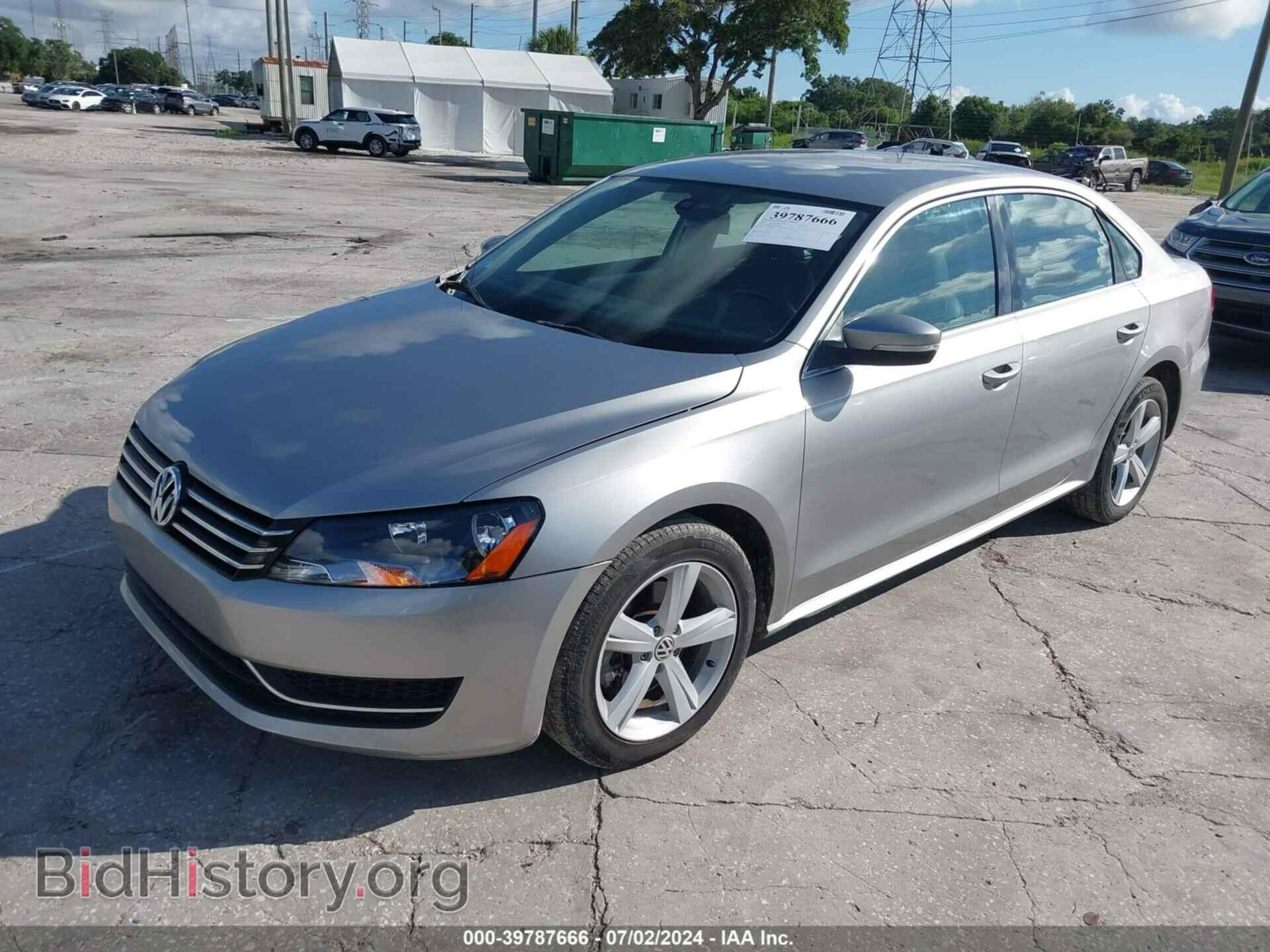 2013 VOLKSWAGEN PASSAT - VIN: 1VWBP7A31DC058917 - Фото 2