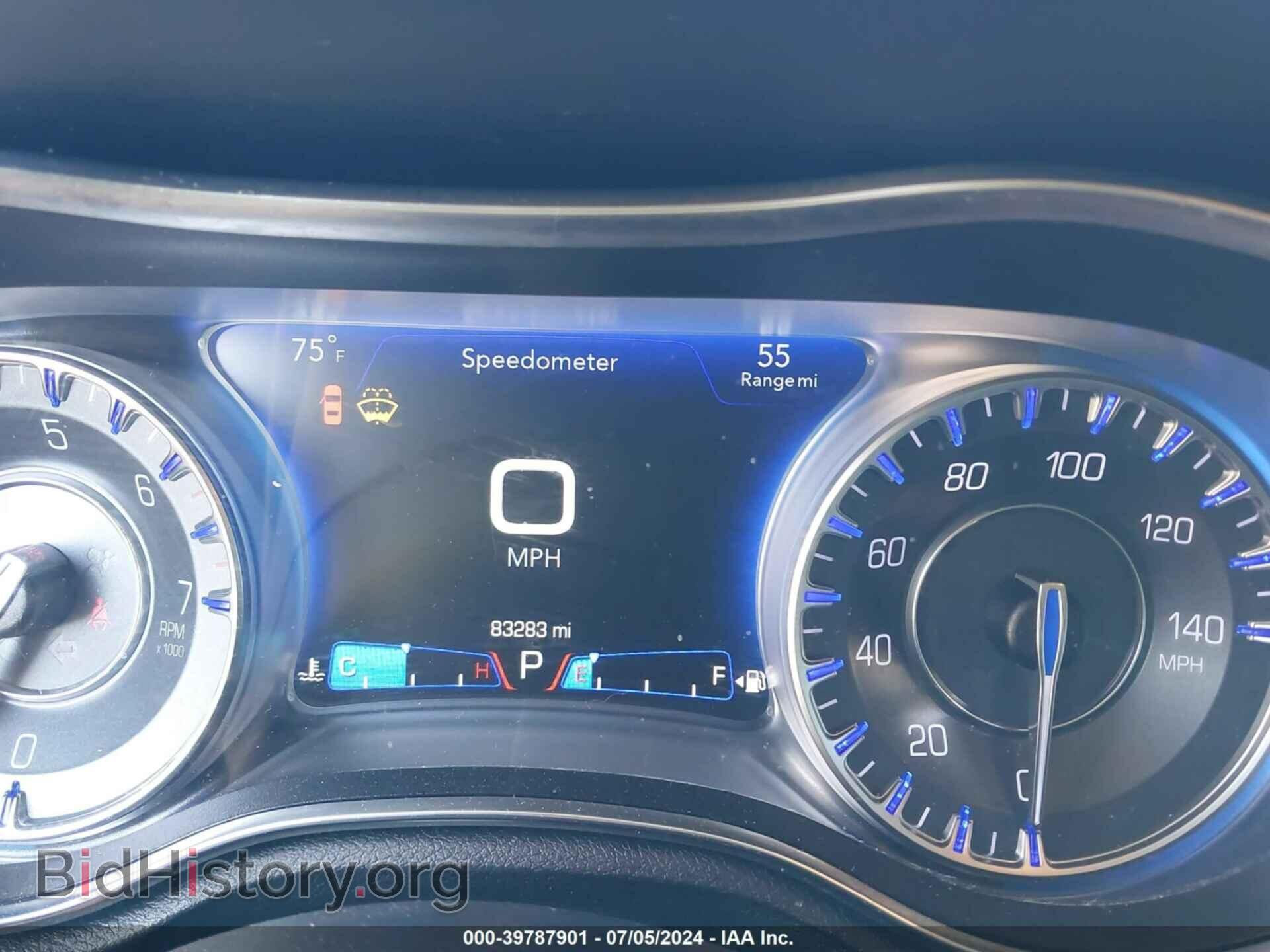 2017 CHRYSLER 300 - VIN: 2C3CCARG4HH637382 - Фото 16