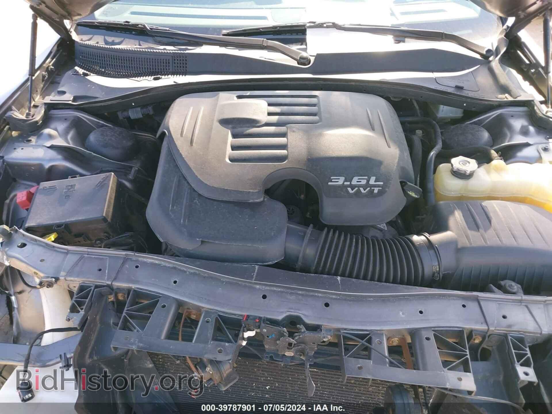 2017 CHRYSLER 300 - VIN: 2C3CCARG4HH637382 - Фото 10