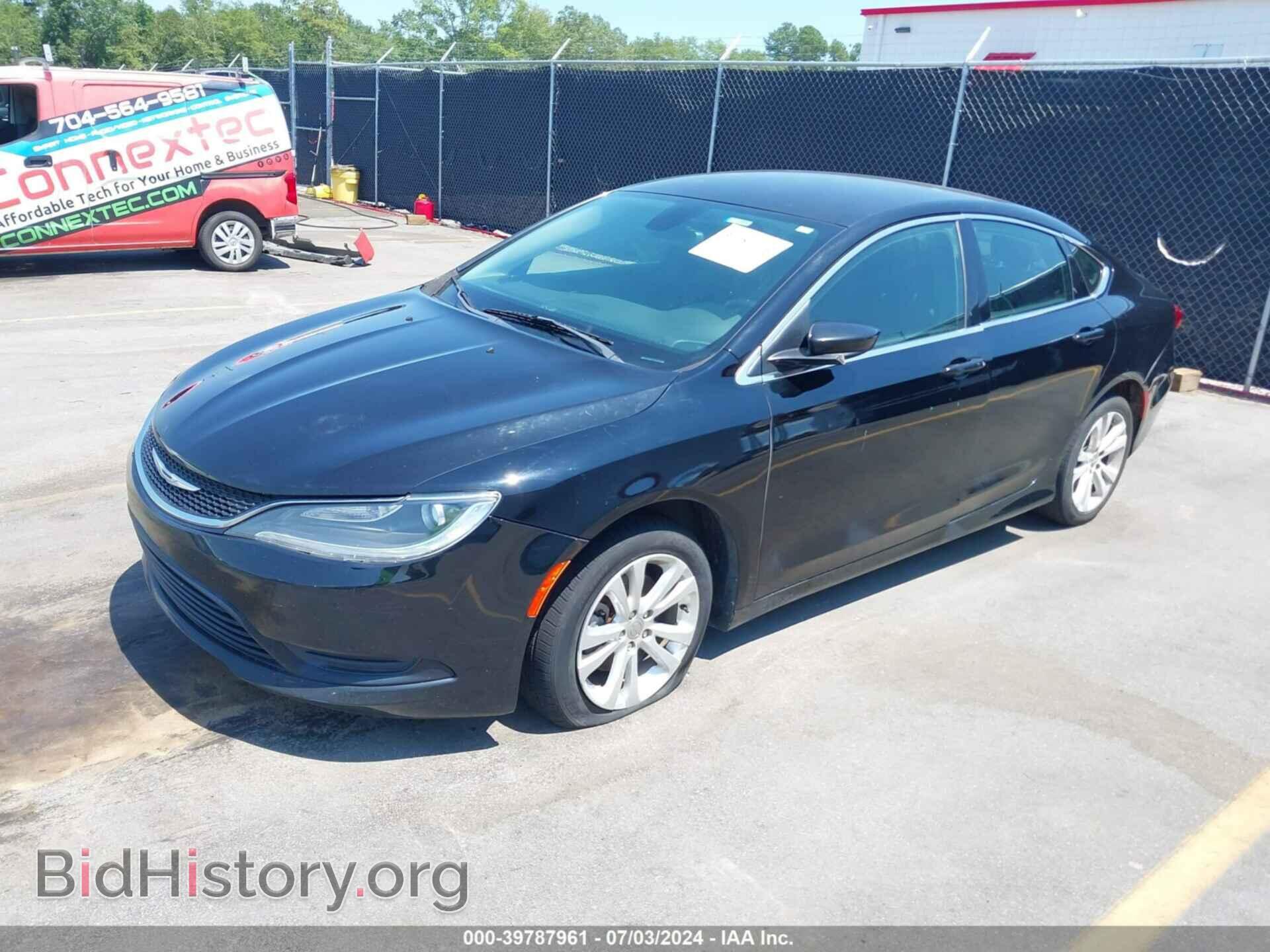 2016 CHRYSLER 200 - VIN: 1C3CCCFB4GN188182 - Фото 2