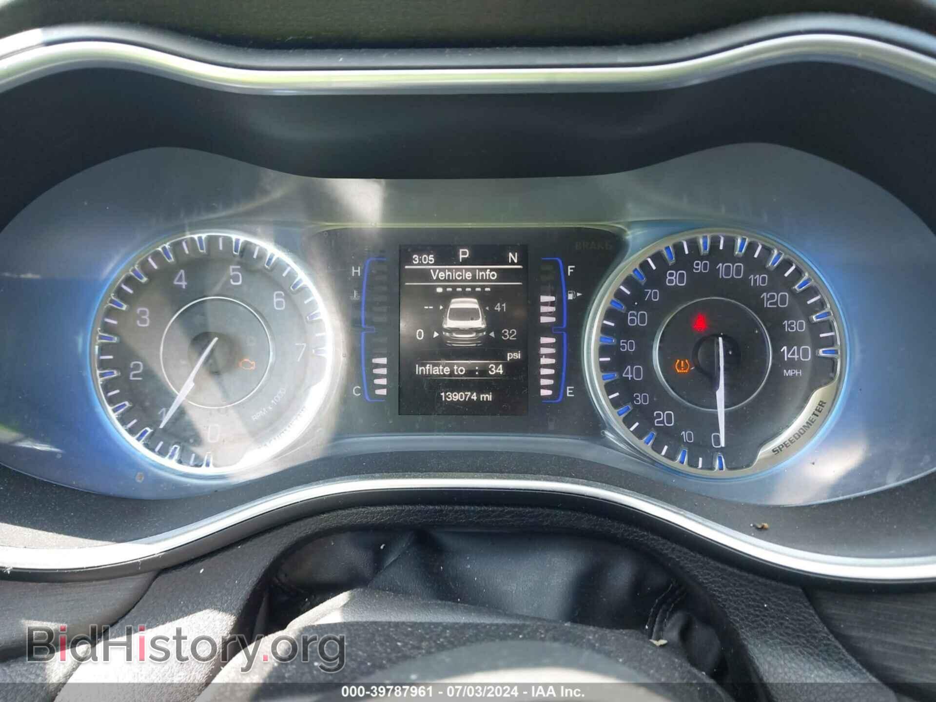 2016 CHRYSLER 200 - VIN: 1C3CCCFB4GN188182 - Фото 7