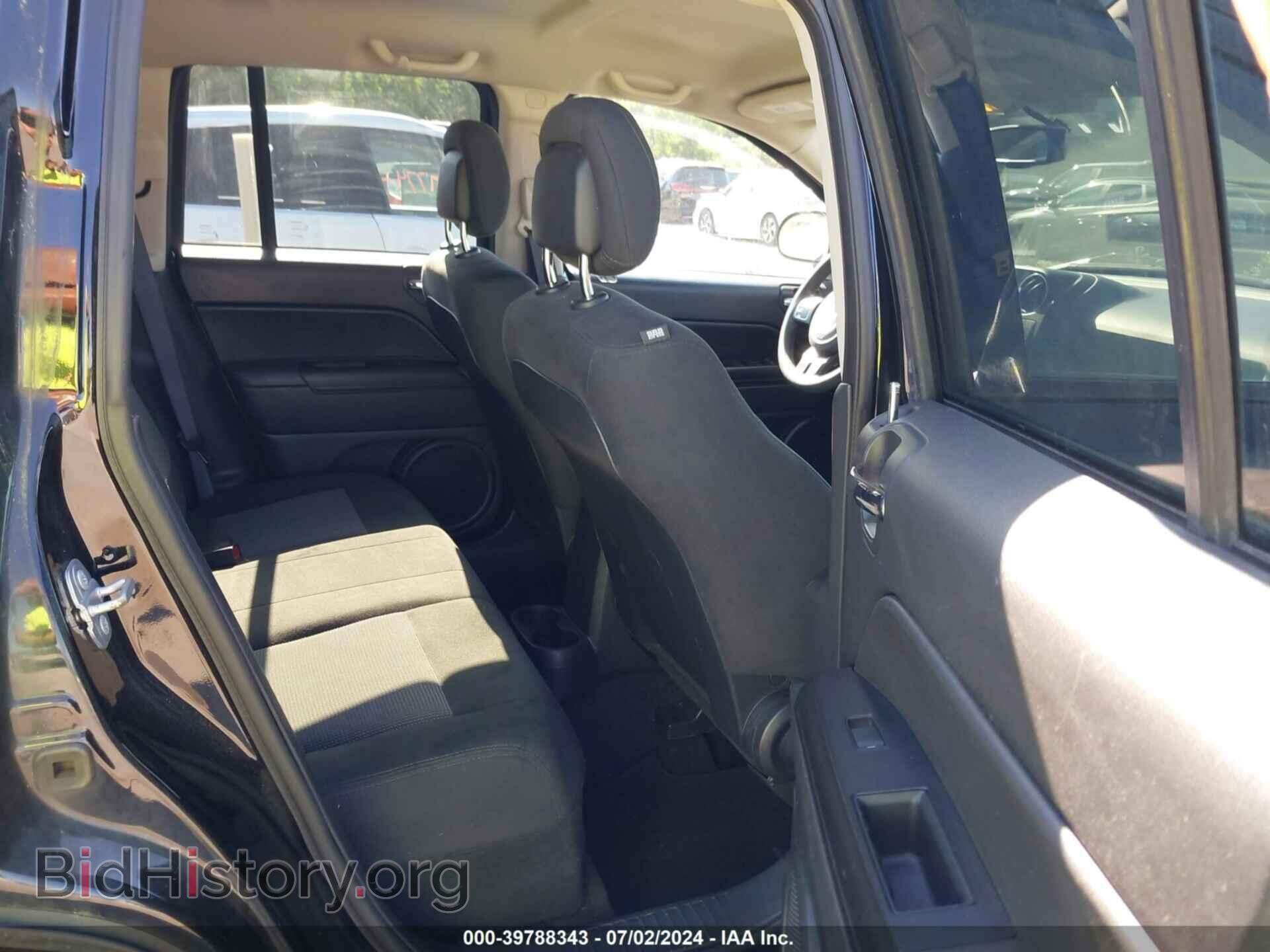 2016 JEEP COMPASS - VIN: 1C4NJDBB0GD780786 - Фото 8