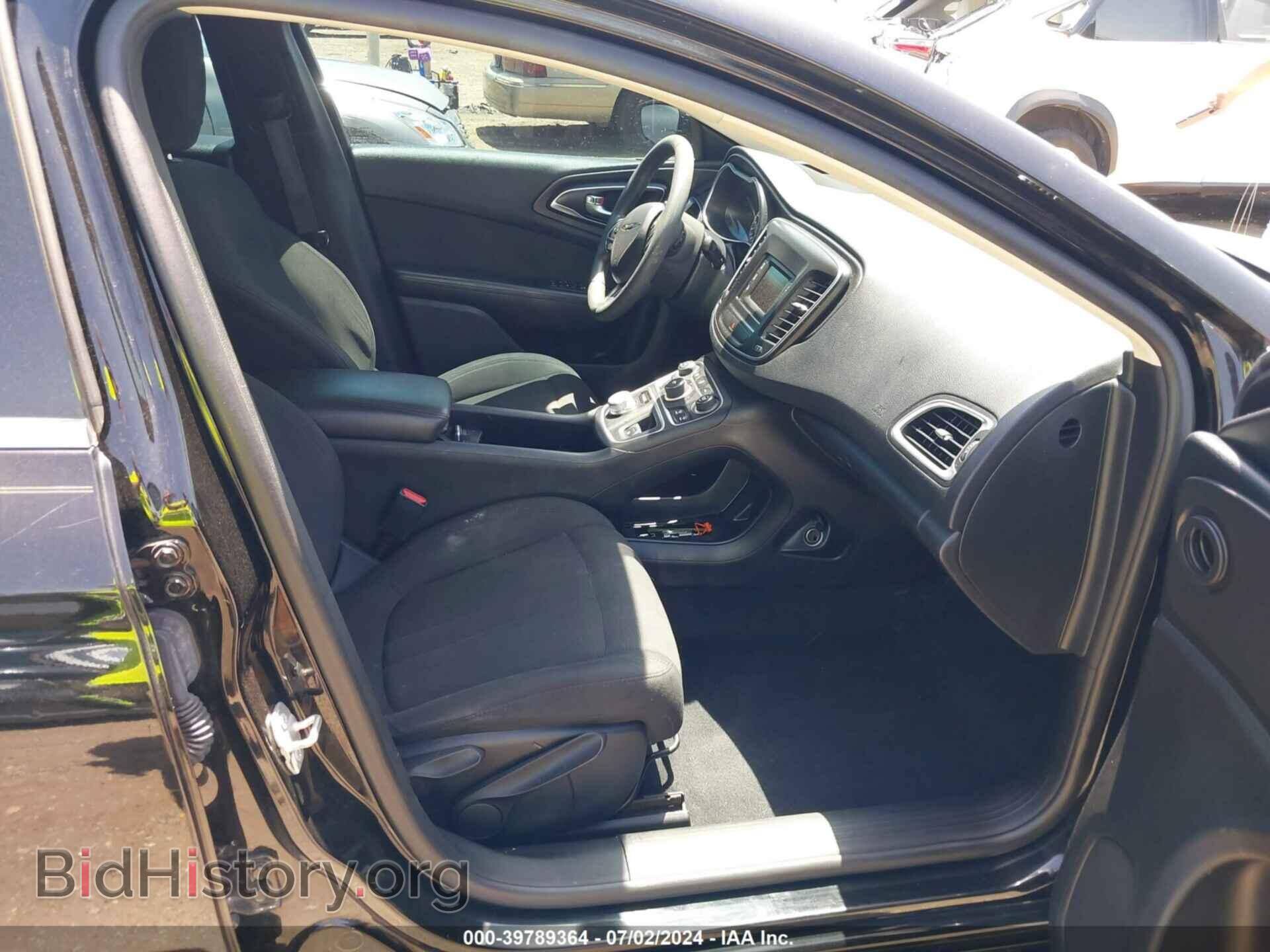2016 CHRYSLER 200 - VIN: 1C3CCCAB7GN175501 - Photo 5