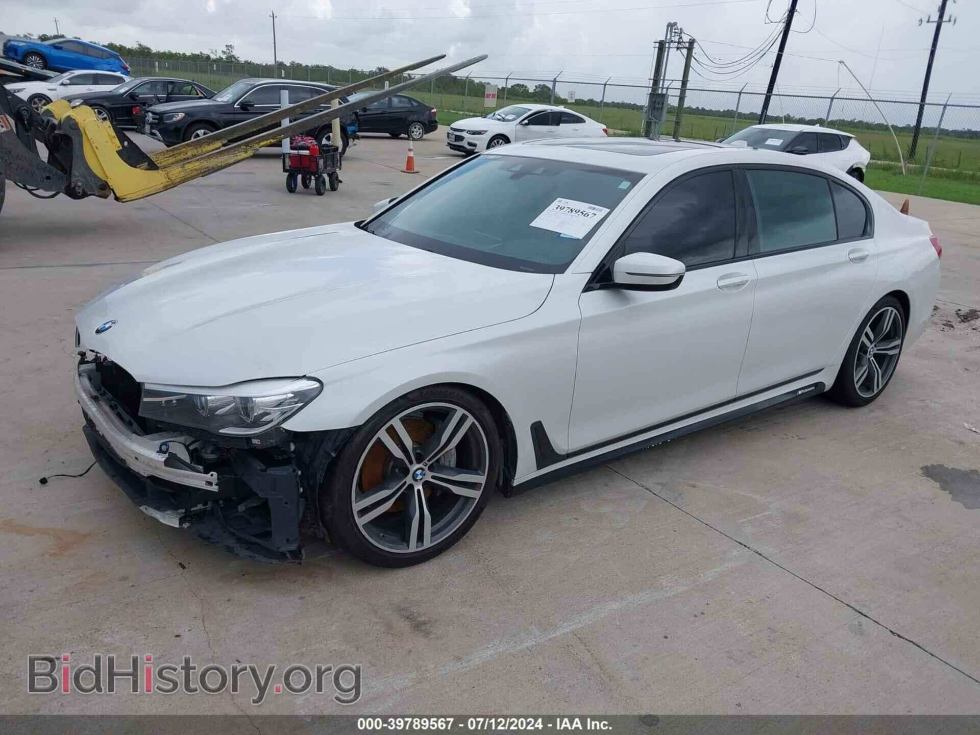 2019 BMW 740I - VIN: WBA7E2C57KB217570 - Фото 2