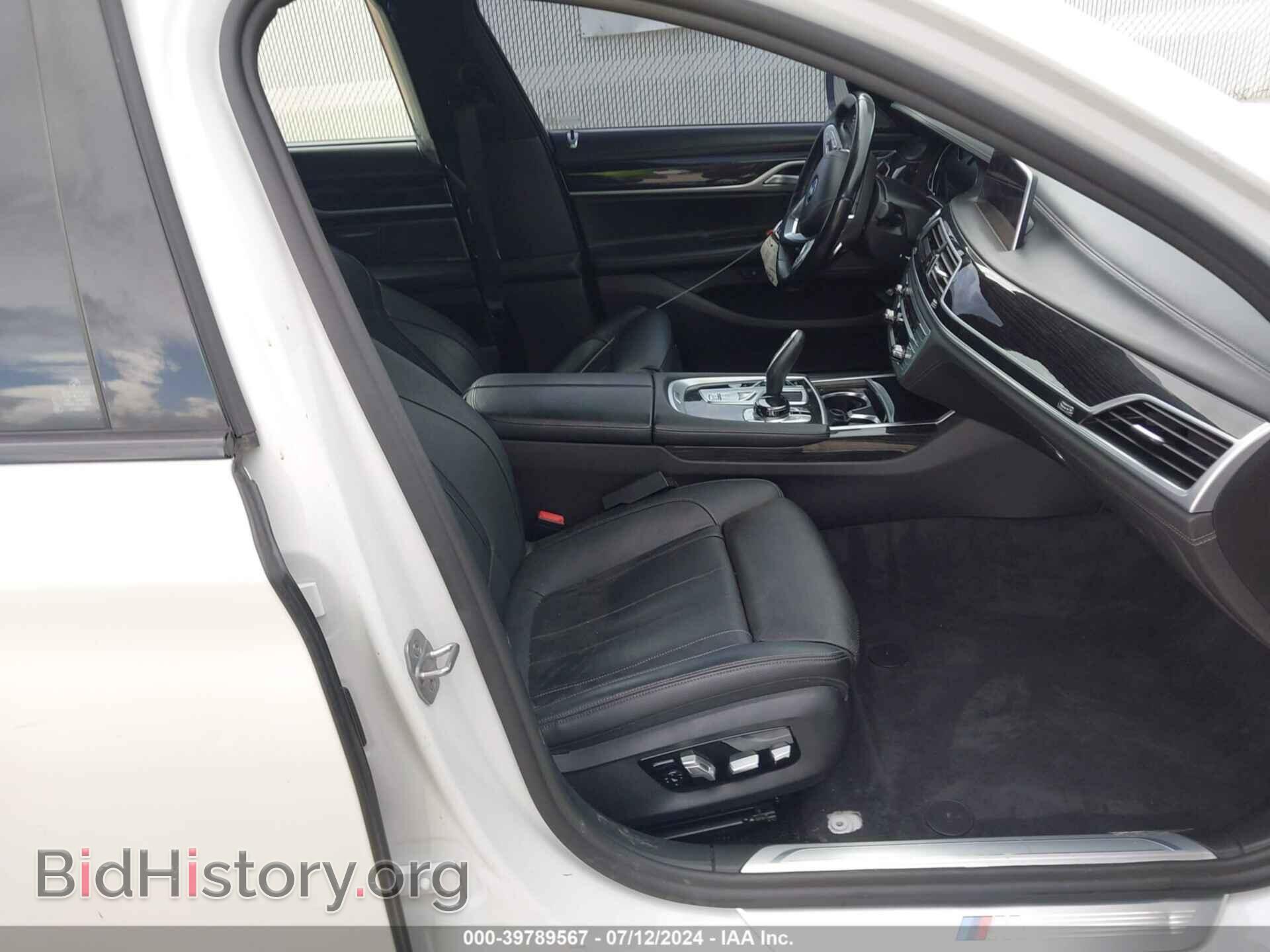 2019 BMW 740I - VIN: WBA7E2C57KB217570 - Фото 5