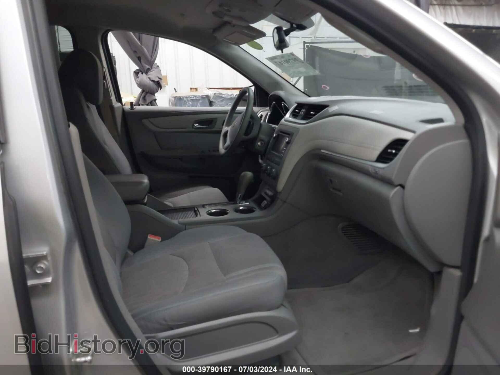 2017 CHEVROLET TRAVERSE - VIN: 1GNKRFEDXHJ107664 - Фото 5