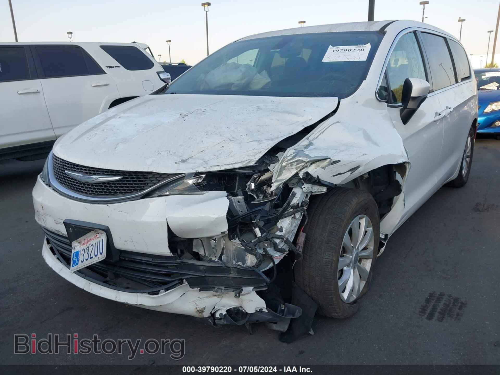 2017 CHRYSLER PACIFICA - VIN: 2C4RC1DG1HR663865 - Фото 6